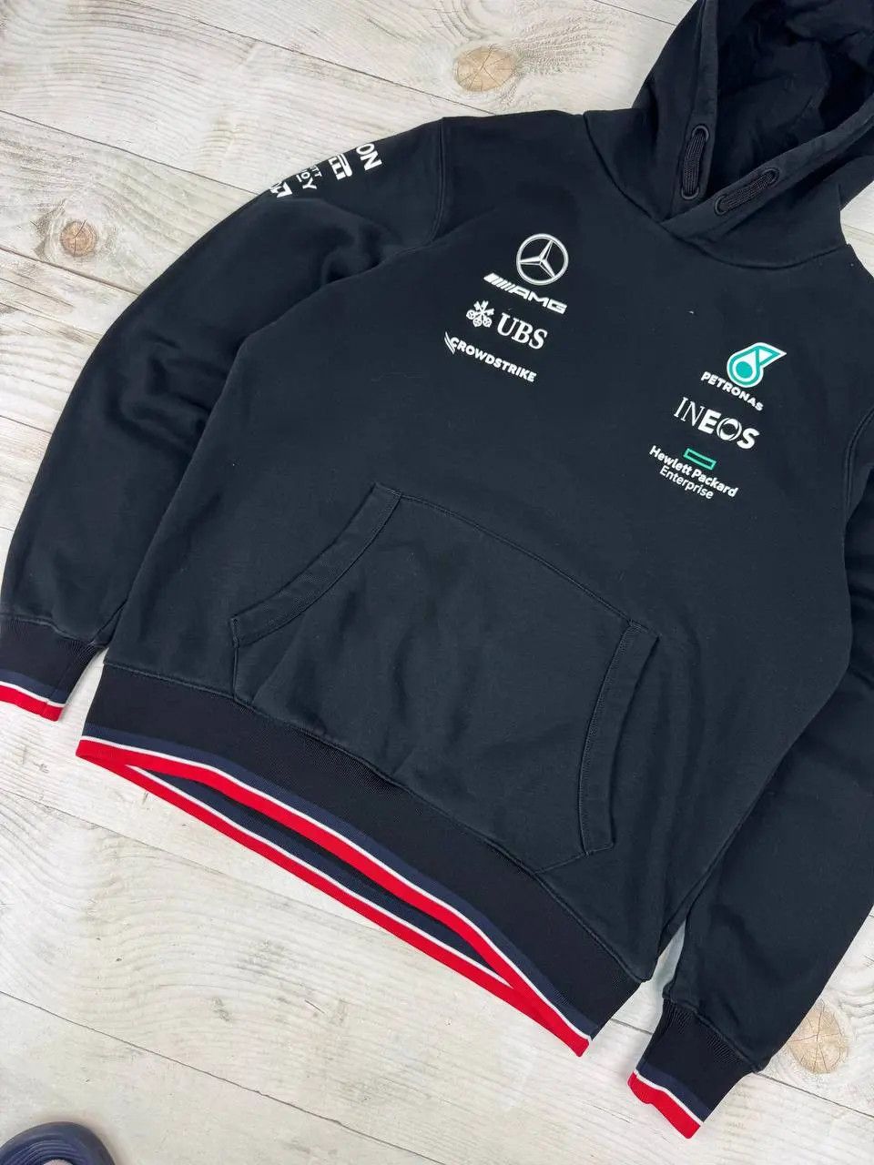 Mercedes-Benz Mercedes Benz AMG Petronas Formula One F1 Racing Hoodie Size US M / EU 48-50 / 2 - 4 Thumbnail