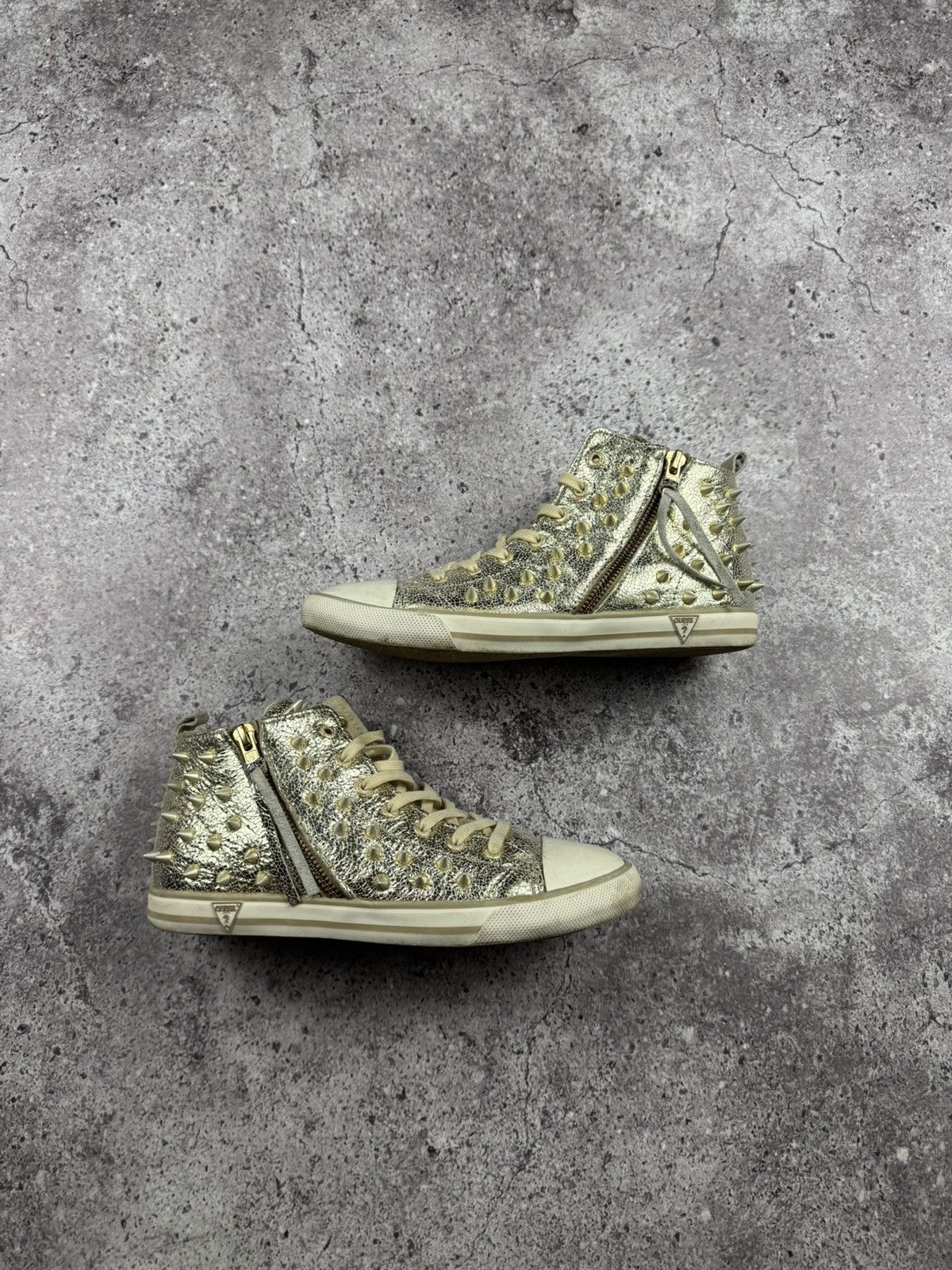 Guess AVANT GARDE GUESS SPIKED STUDED GOLD Y2K SNEAKERS Size US 8 / IT 38 - 2 Thumbnail