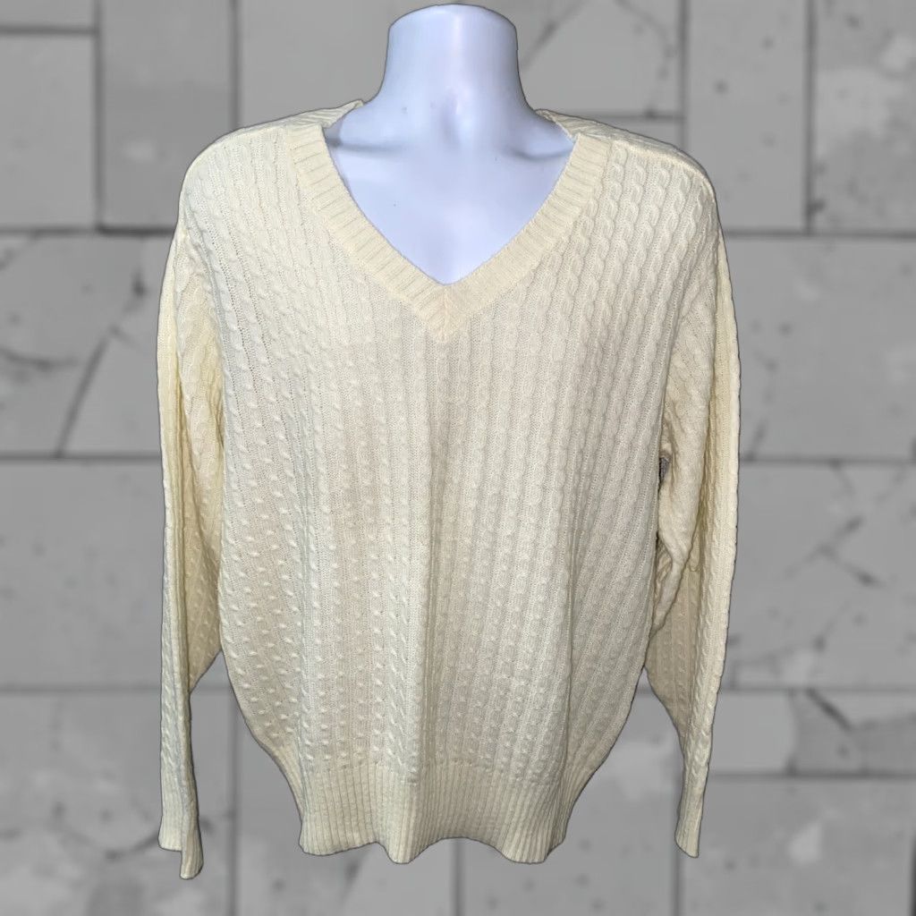 Catalina VINTAGE Catalina Sweater L Beige Acrylic V-Neck Mens Size US L / EU 52-54 / 3 - 1 Thumbnail