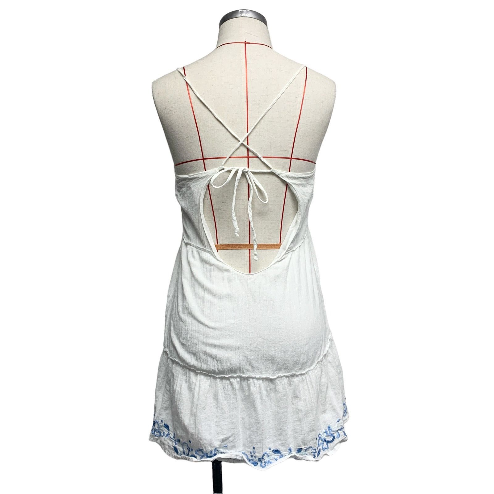 Hollister Hollister Womens Size M White Floral Embroidered Mini Dress Size M / US 6-8 / IT 42-44 - 5 Thumbnail
