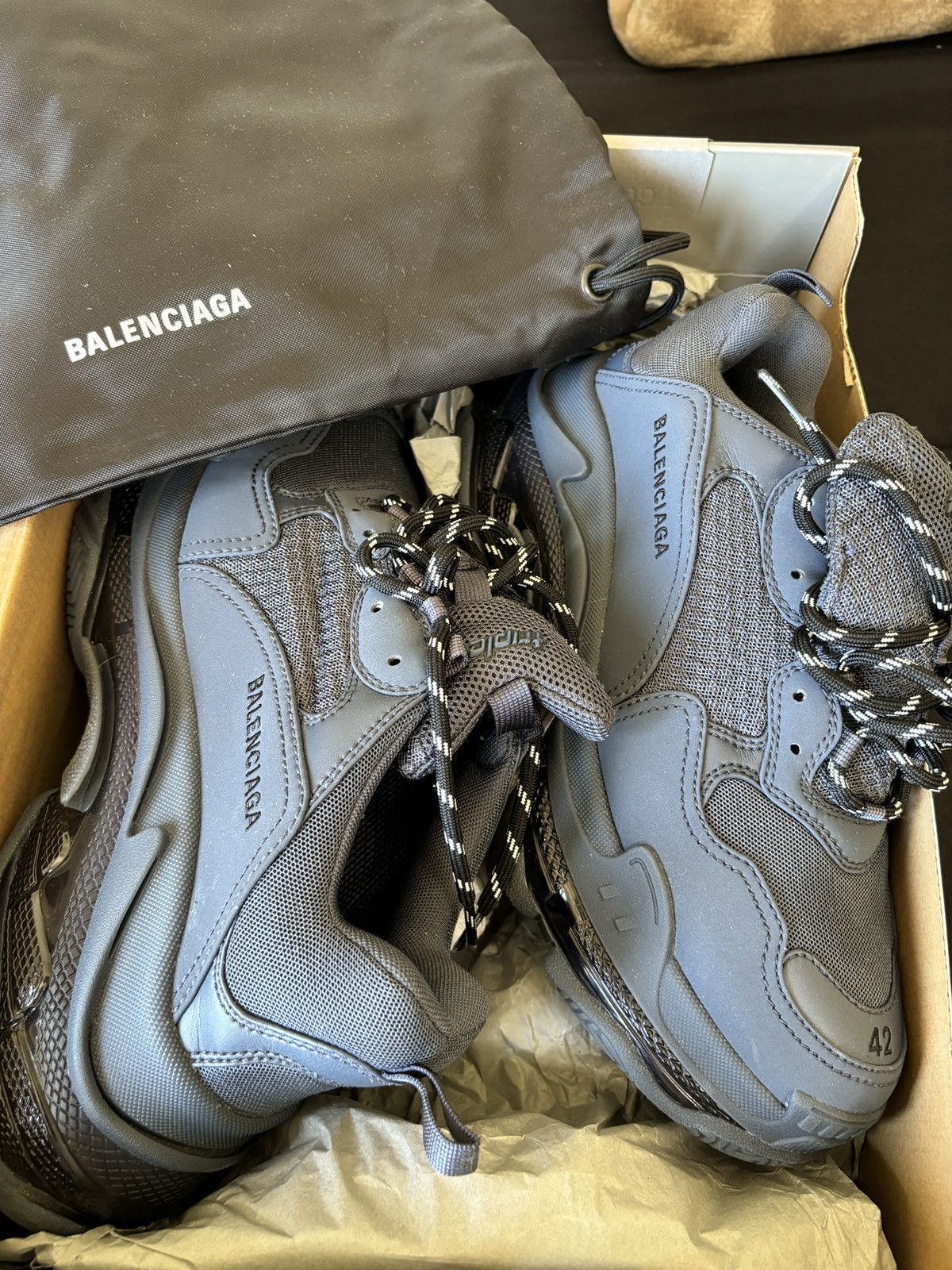 Balenciaga Balenciaga triple s men rare color size 42 Size US 9 / EU 42 - 1 Thumbnail