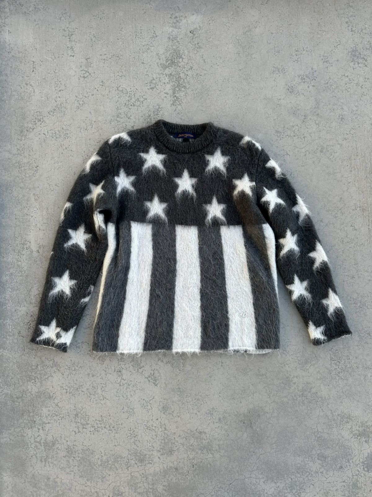 Louis Vuitton × Virgil Abloh Louis Vuitton USA FLag Mohair Crewneck Sweater Size US M / EU 48-50 / 2 - 1 Thumbnail