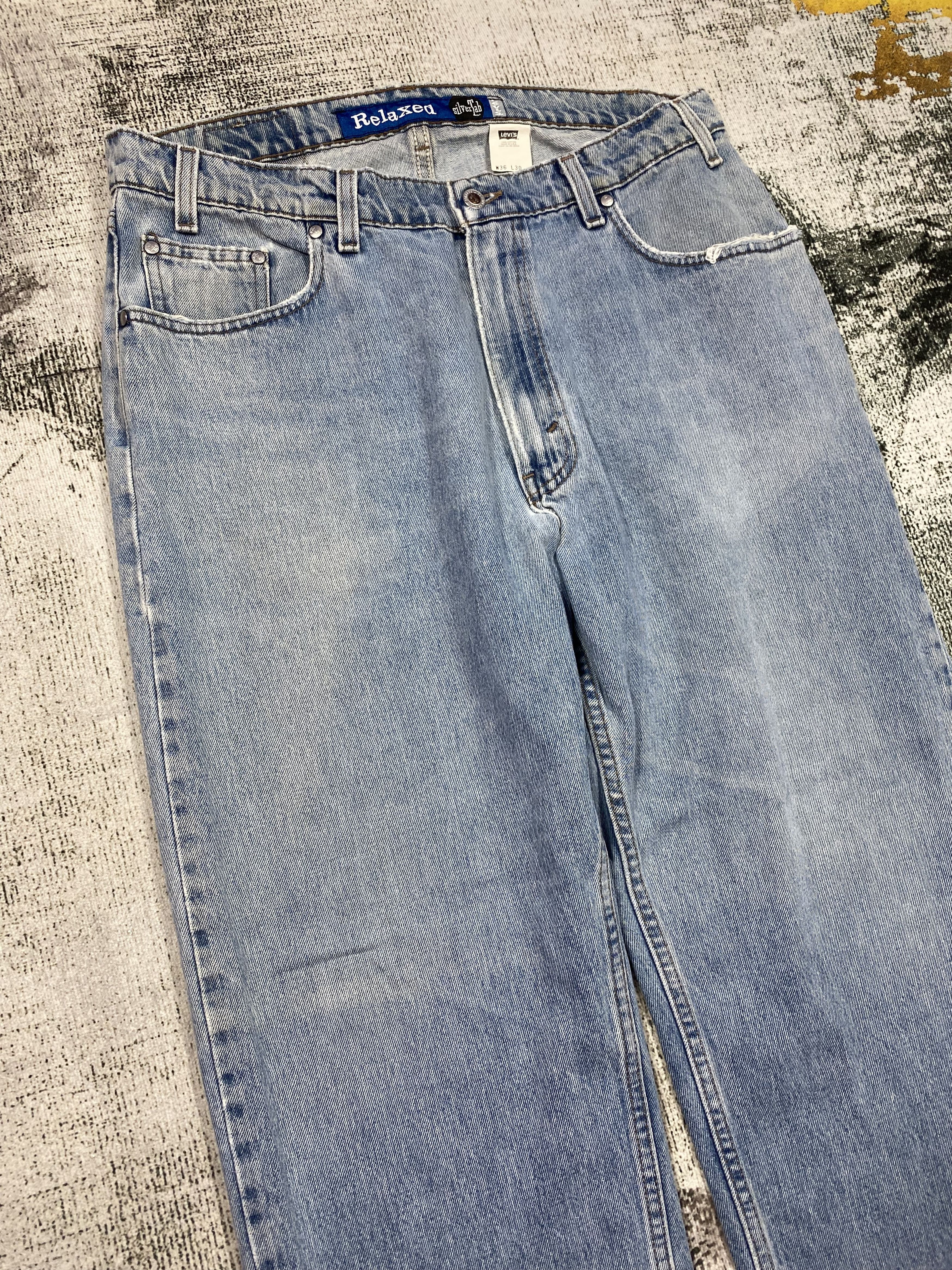 Levi's Vintage Clothing RARE🔥Vintage 90s Levis Silvertab Baggy Relaxed Made in USA Size US 35 - 4 Thumbnail