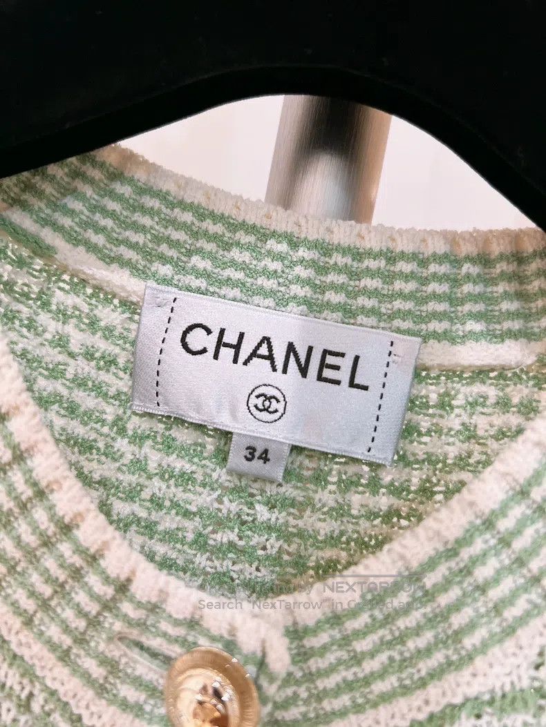 Chanel Chanel 21 Early Spring Vacation Series Green and White Col Size XXS / US 00 / IT 34 - 8 Thumbnail
