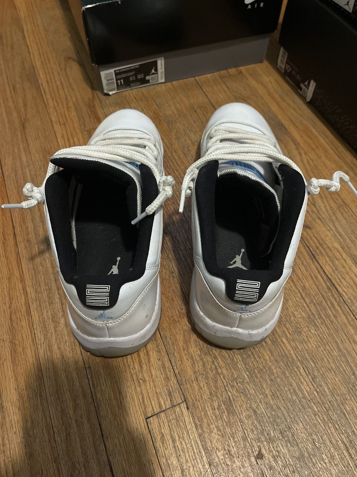 Jordan Brand Jordan 11 “Legend Blue” Size US 11 / EU 44 - 4 Thumbnail
