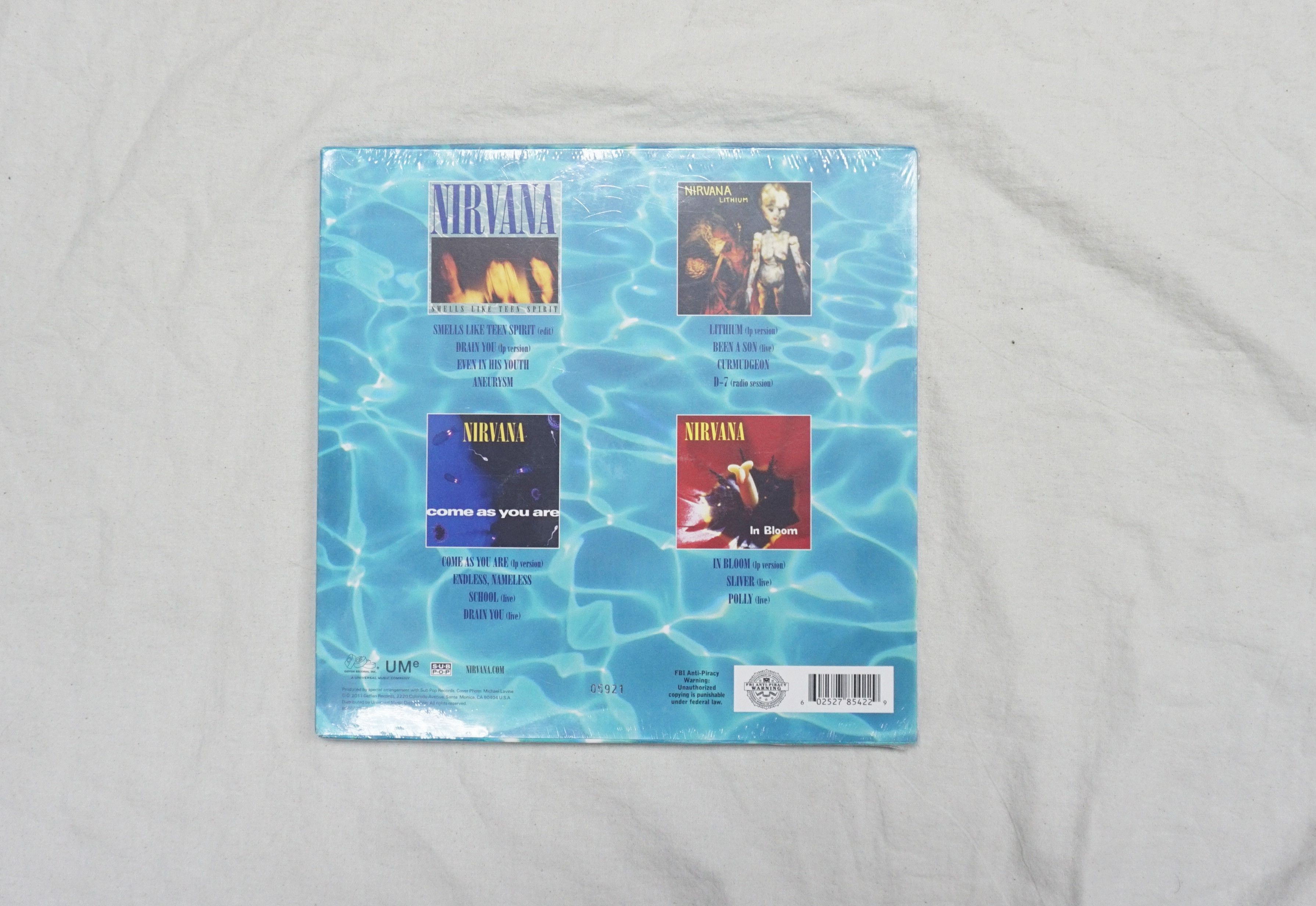 Other 2011 Nirvana “the singles” Vinyls Box Set Size ONE SIZE - 5 Thumbnail