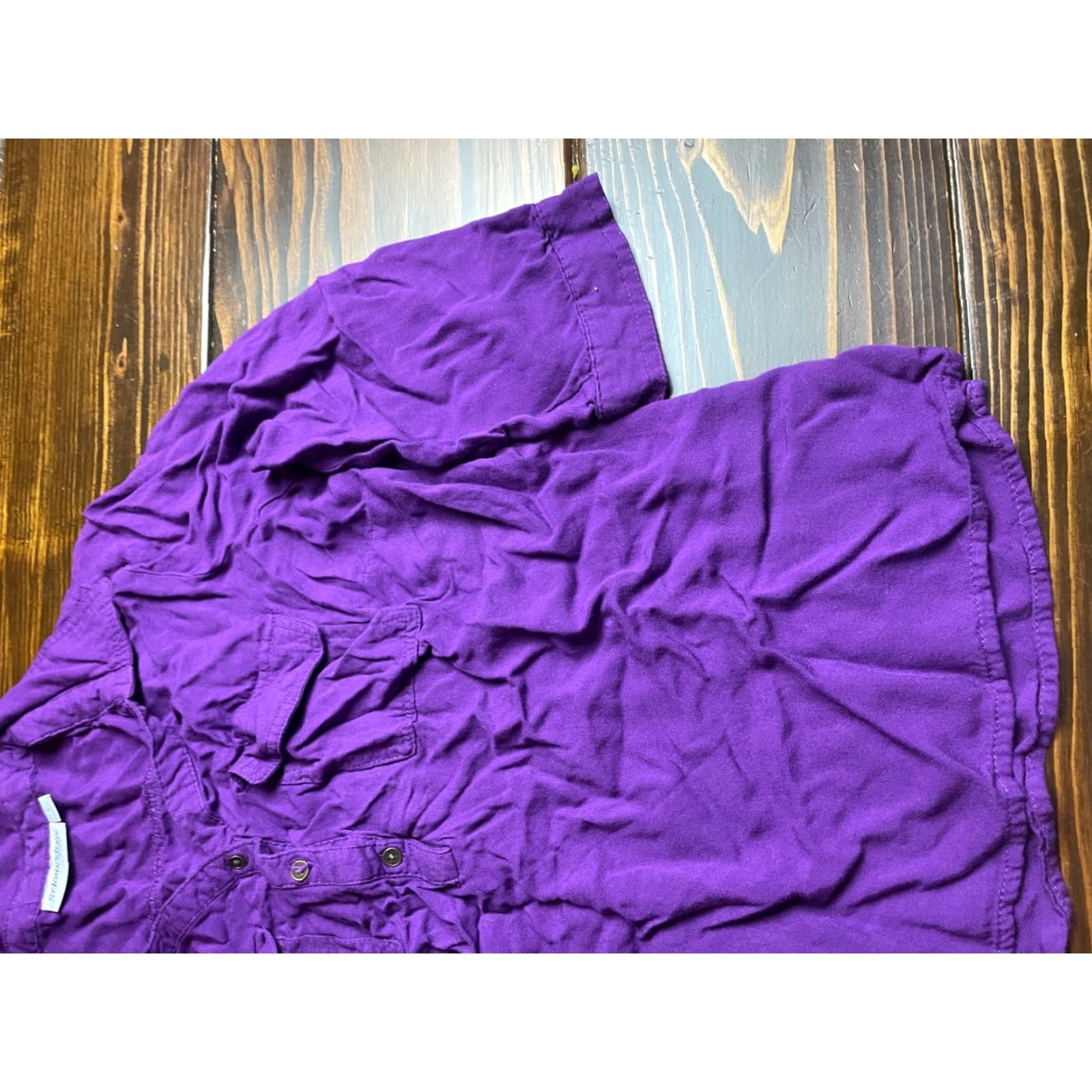 Vintage St.John's Bay Blouse Women's Large Purple ¾ Sleeve Pockets Collared Hanley Blouse Ladies L Purple 3/4 Sleeve Pockets Collared Size L / US 10 / IT 46 - 4 Thumbnail