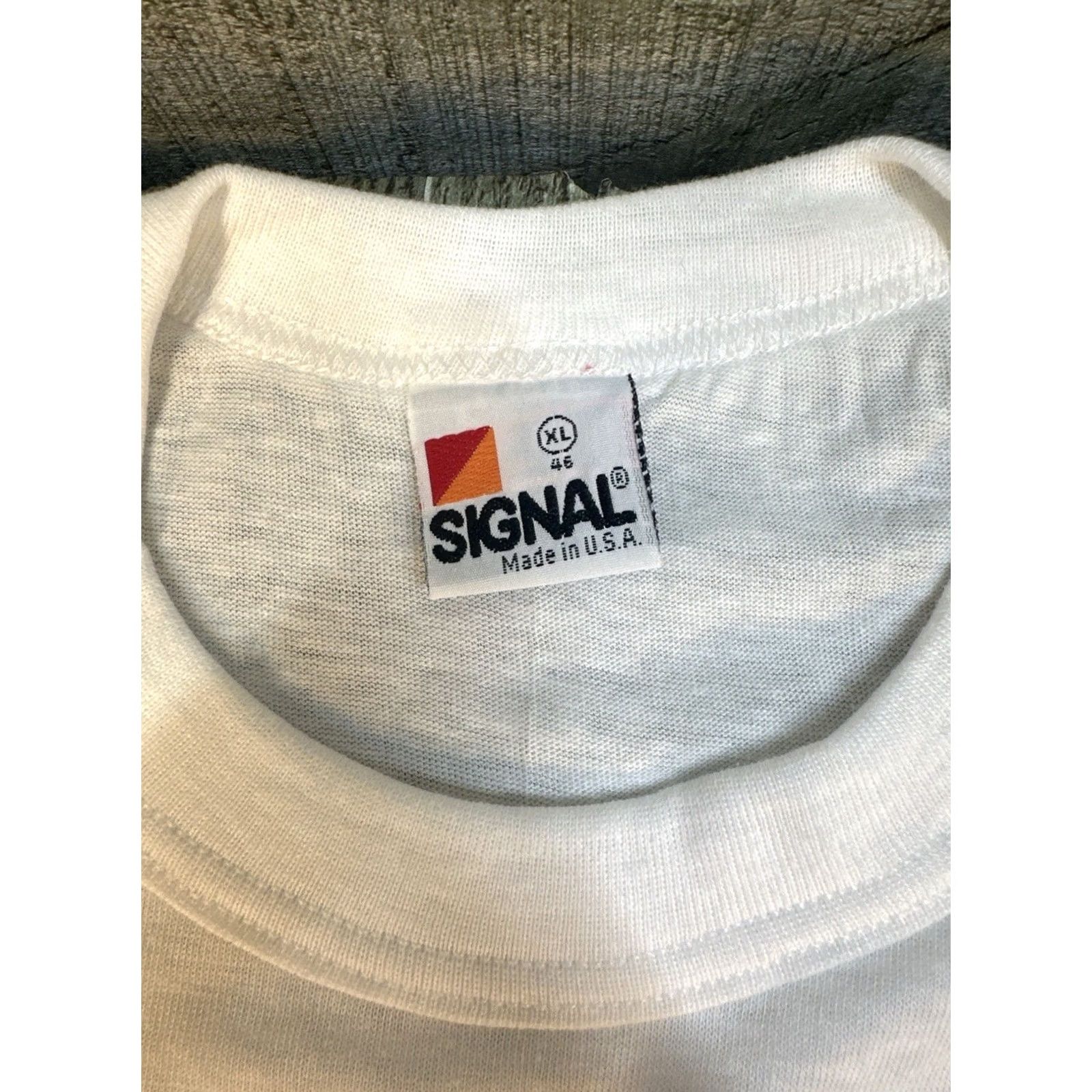 Vintage VINTAGE Signal Las Vegas T Shirt XL White USA 90s Single Stitch Newless Size US XL / EU 56 / 4 - 2 Thumbnail