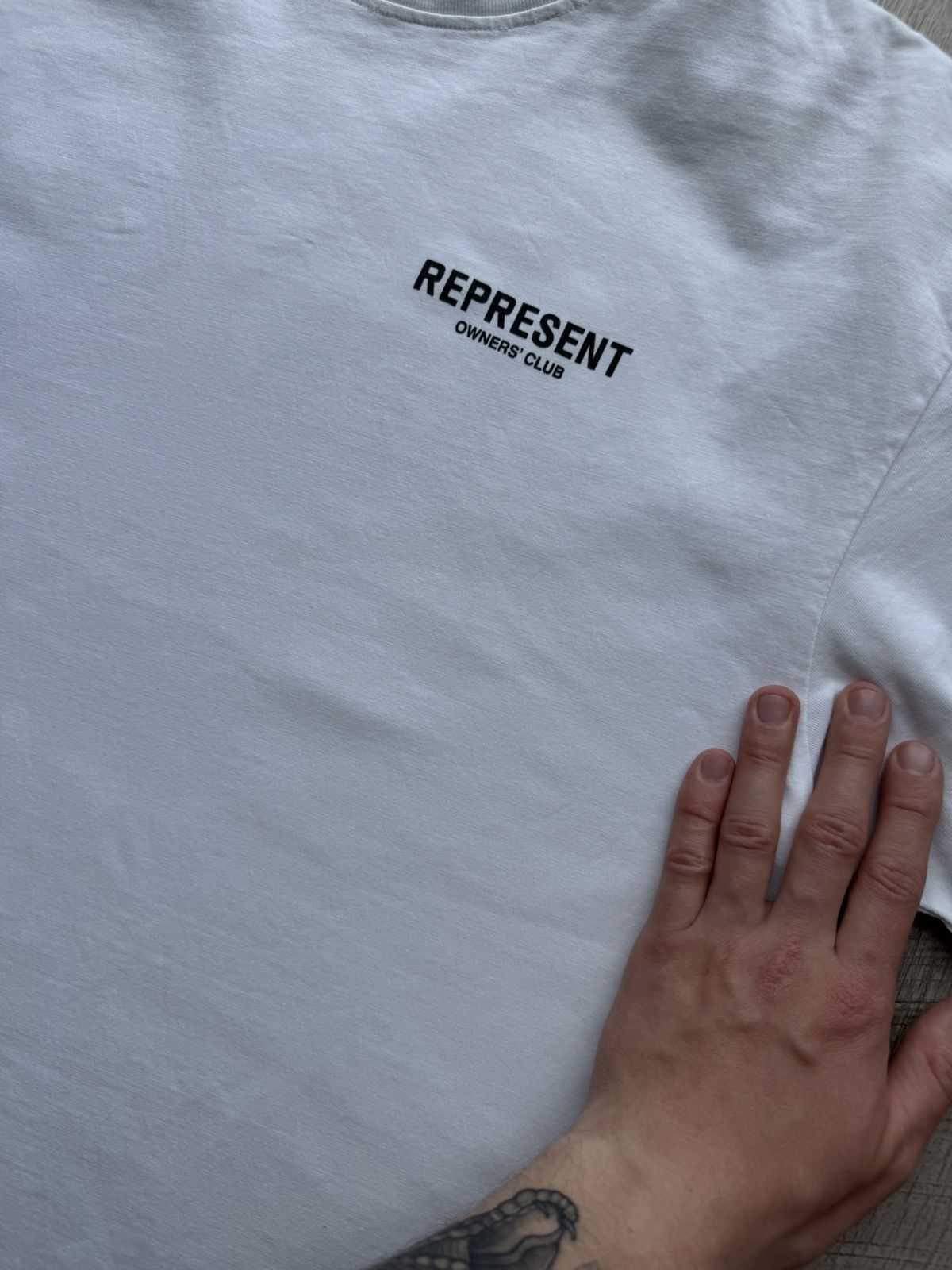 Represent Clo. Represent Clo T-Shirt Tee Big Logo Size US M / EU 48-50 / 2 - 10 Thumbnail