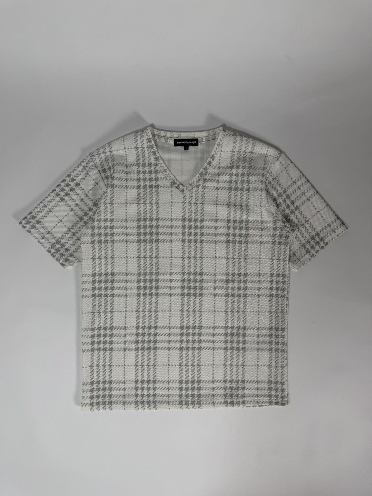 semanticdesign Semantic Design Patterned V-Neck T-Shirt Size US S / EU 44-46 / 1 - 1 Thumbnail