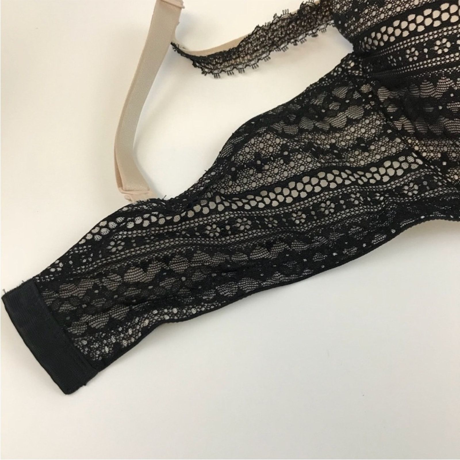 Victoria's Secret Victoria’s Secret Lined Perfect Coverage Bra 38DD Size ONE SIZE - 3 Thumbnail