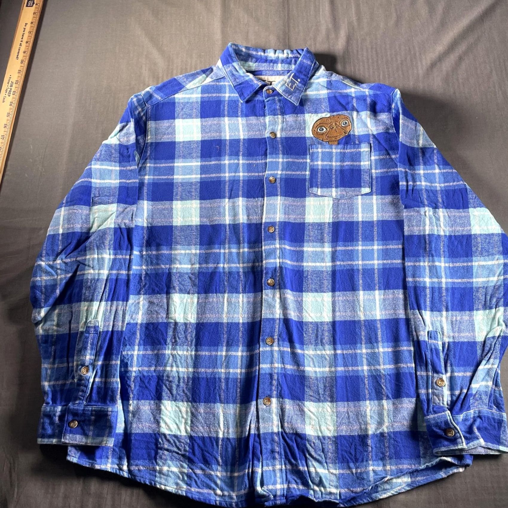 Vintage Cakeworthy E.T. Shirt Mens 2XL Blue Plaid Flannel Button Up Phone Home Graphic Embroidered Pocket Long Sleeve Vintage: No Size US XXL / EU 58 / 5 - 5 Thumbnail
