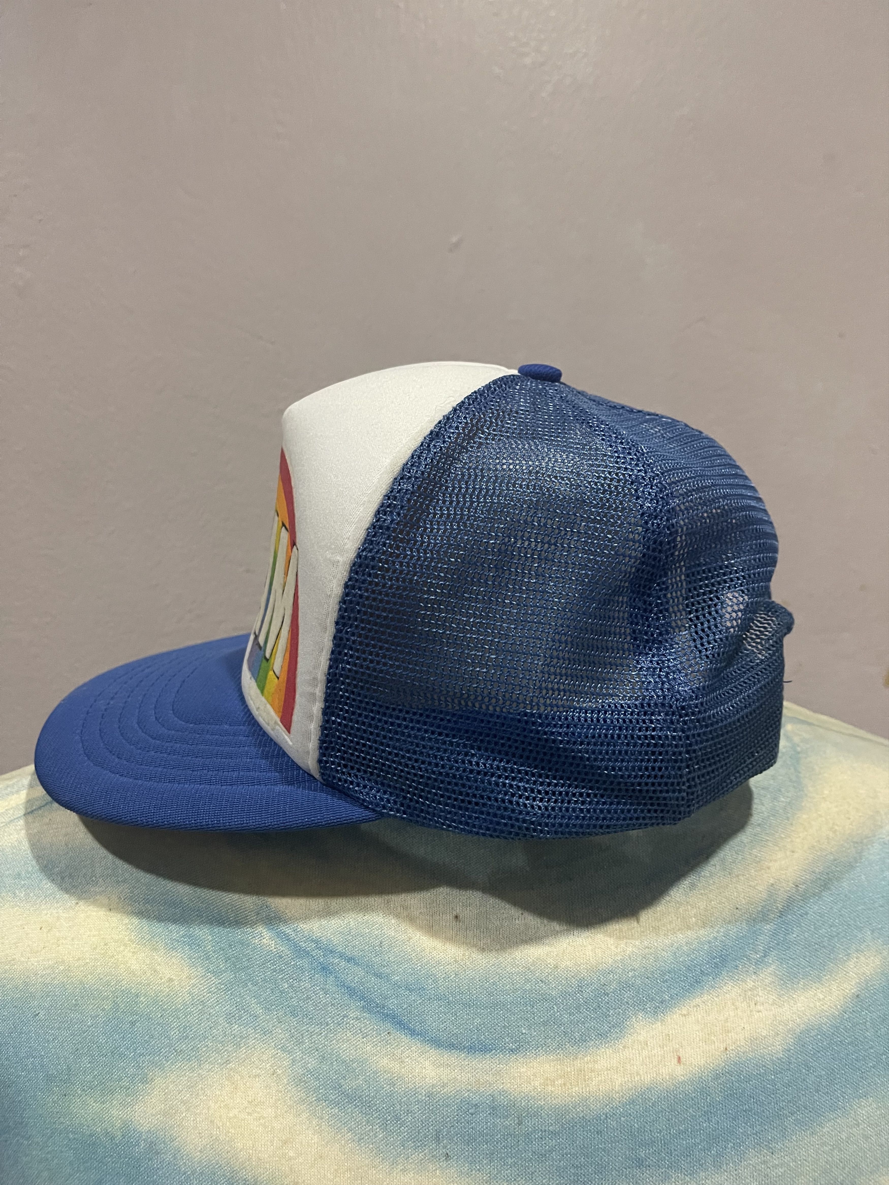 Vintage Vintage Guam Hawaii Rainbow 80s Trucker Cap Size ONE SIZE - 3 Thumbnail
