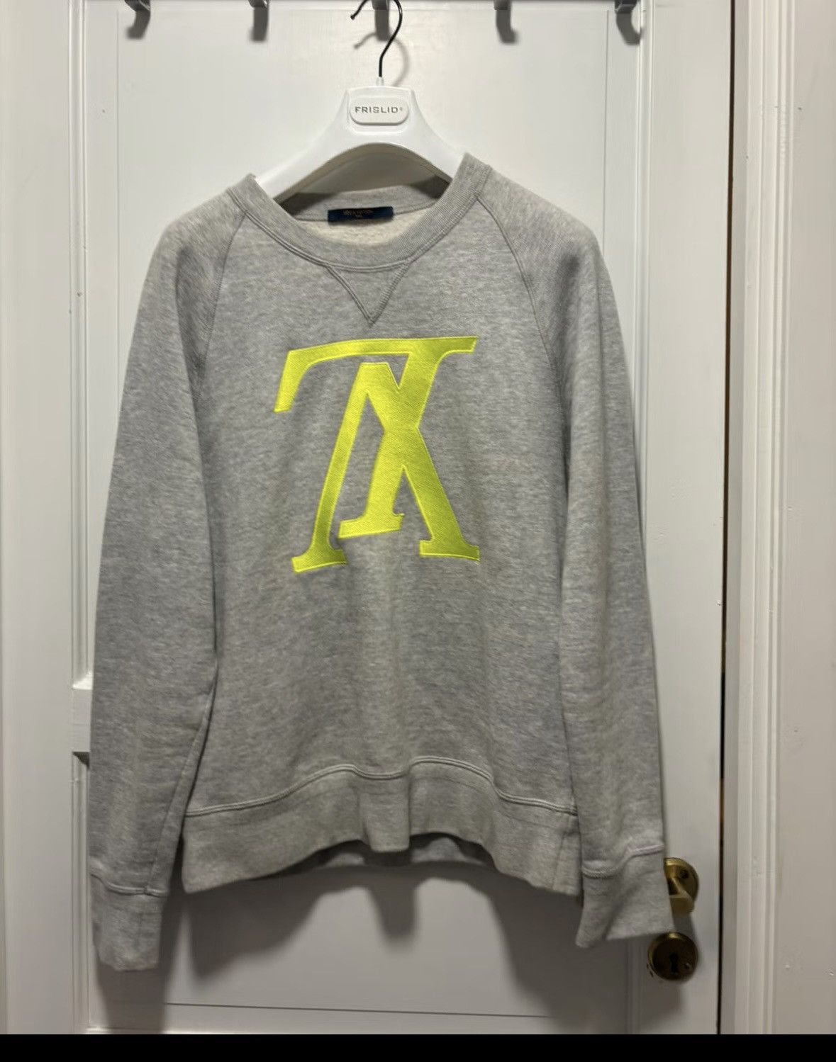 Louis Vuitton louis vuitton upside down crewneck x Kim Jones Size US S / EU 44-46 / 1 - 1 Thumbnail