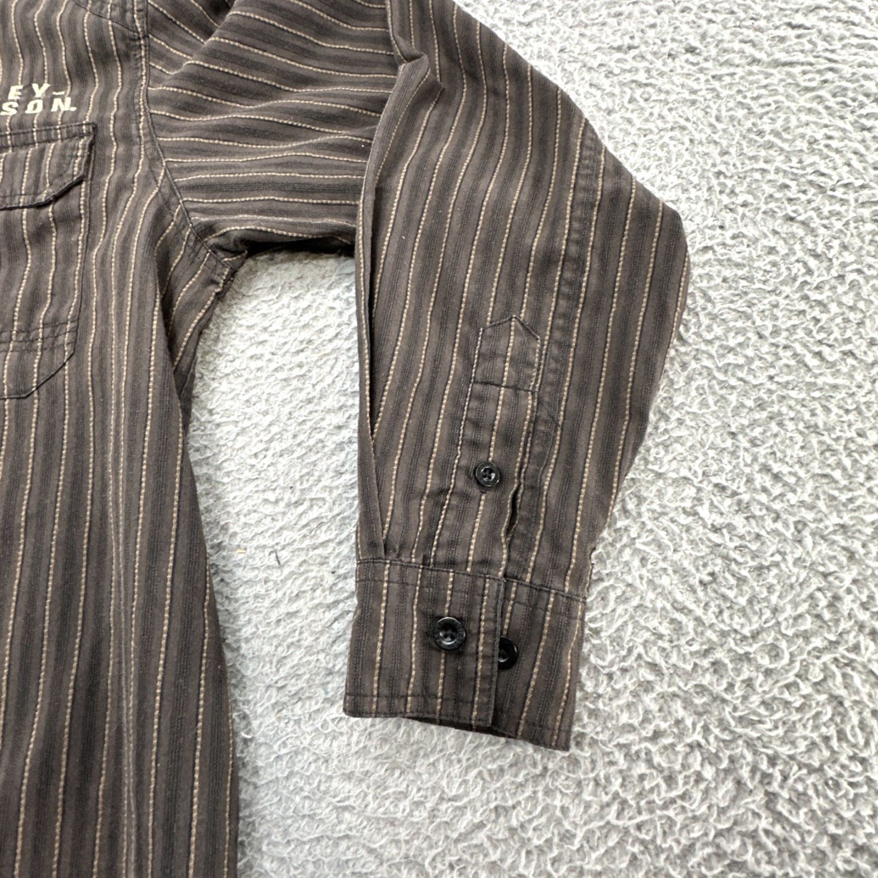 Harley Davidson Harley-Davidson Shirt Mens Large Pinstriped Cotton Long Sleeve Button Up Nice Size US L / EU 52-54 / 3 - 2 Thumbnail