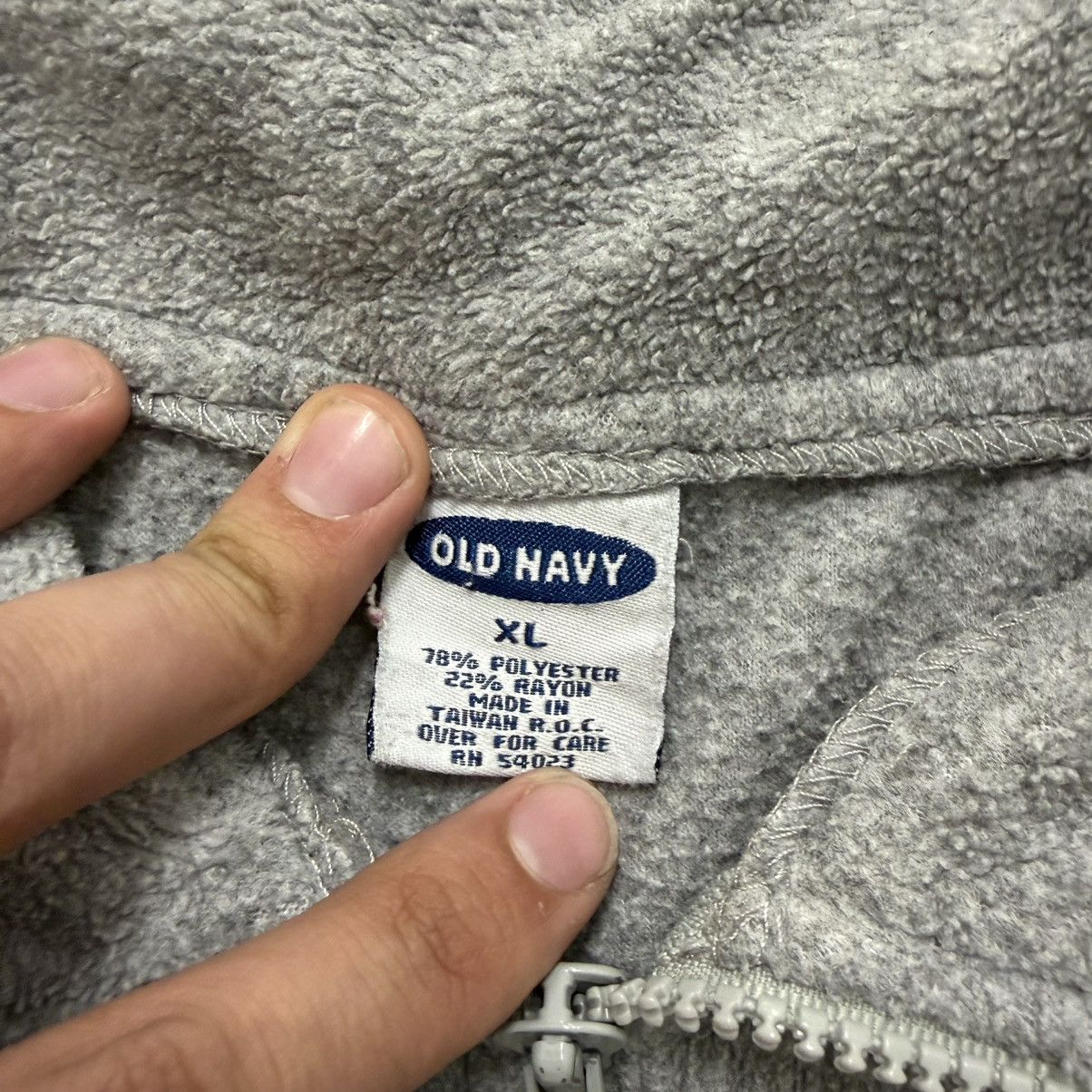 Old Navy Vintage Old Navy 1/4 Zip Fleece Pullover Grey Black Size XL Size US XL / EU 56 / 4 - 2 Thumbnail