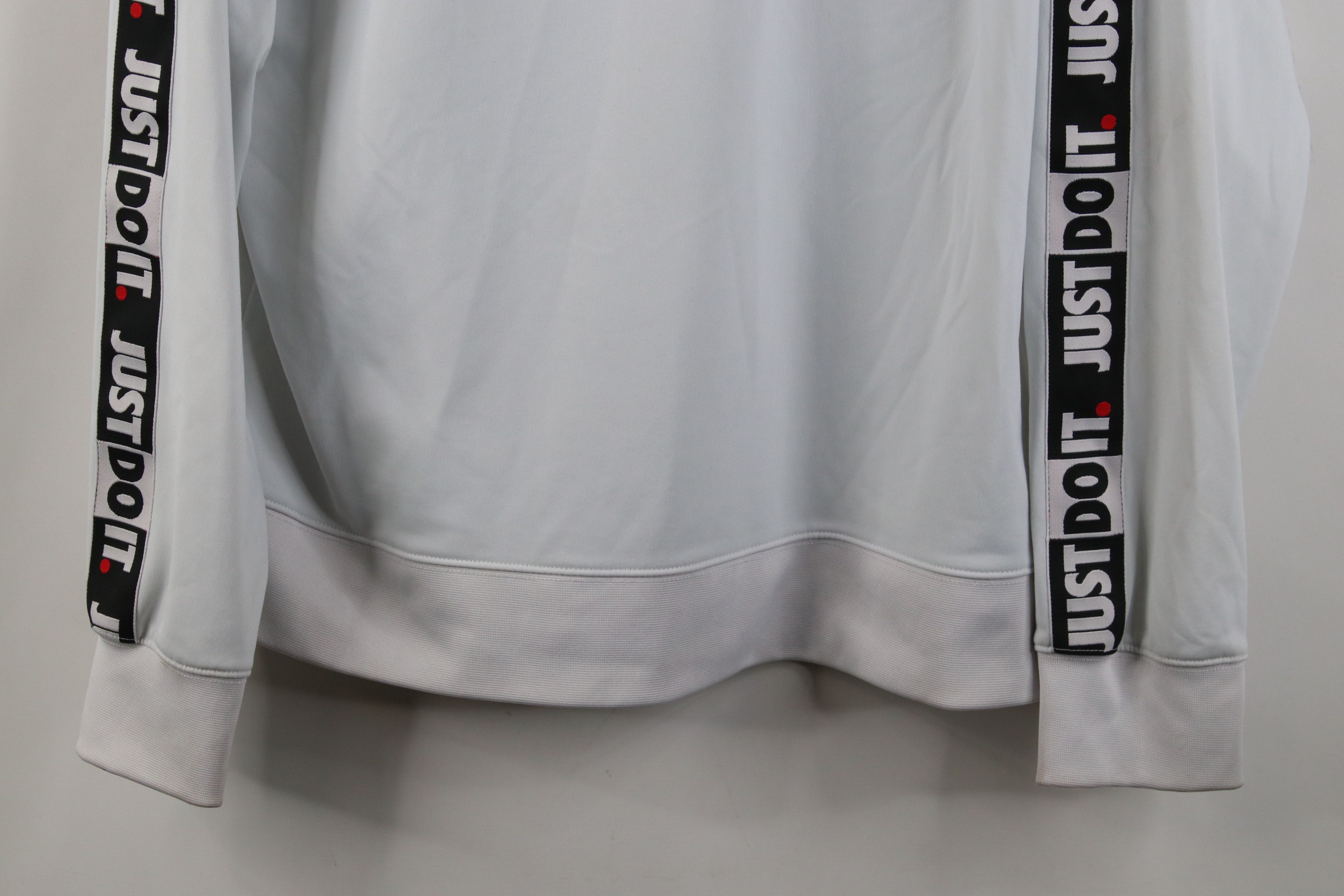 Nike Y2K Nike Taped Logo Lightweight Crewneck Sweatshirt White Size US L / EU 52-54 / 3 - 3 Thumbnail