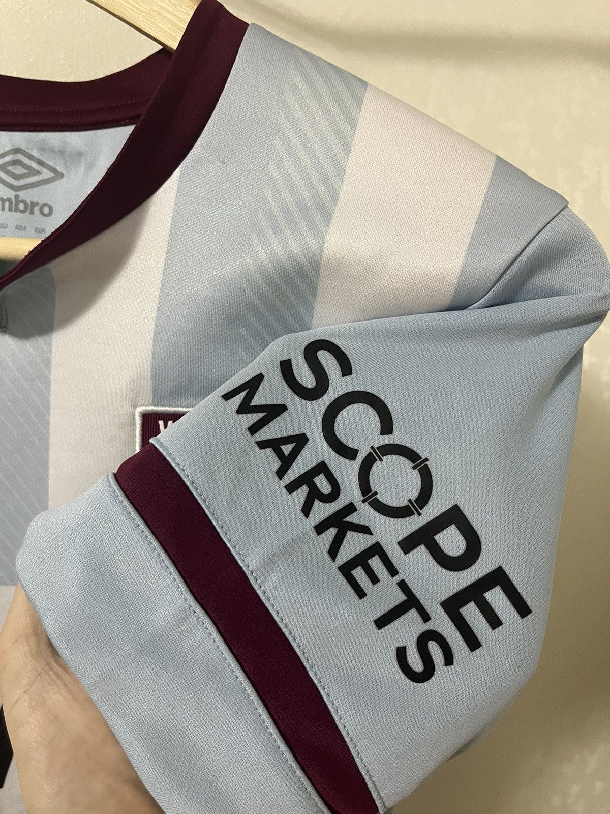 Vintage Umbro West Ham United 2021/22 Away Jersey Size US M / EU 48-50 / 2 - 8 Thumbnail