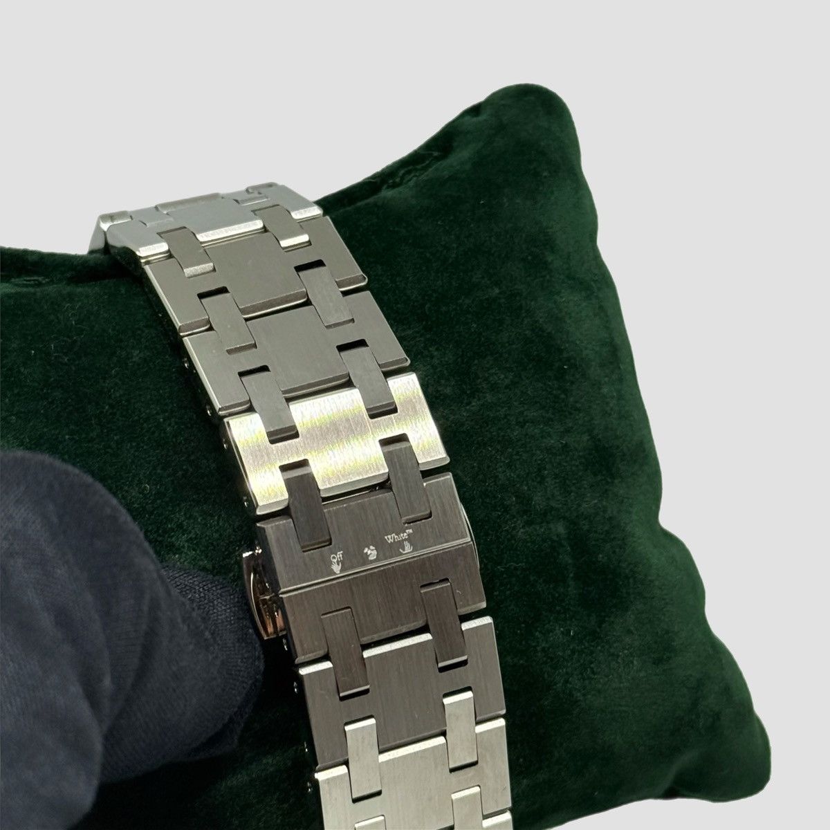 Off-White Off-White Square Frame Automatic Watch Size ONE SIZE - 16 Thumbnail