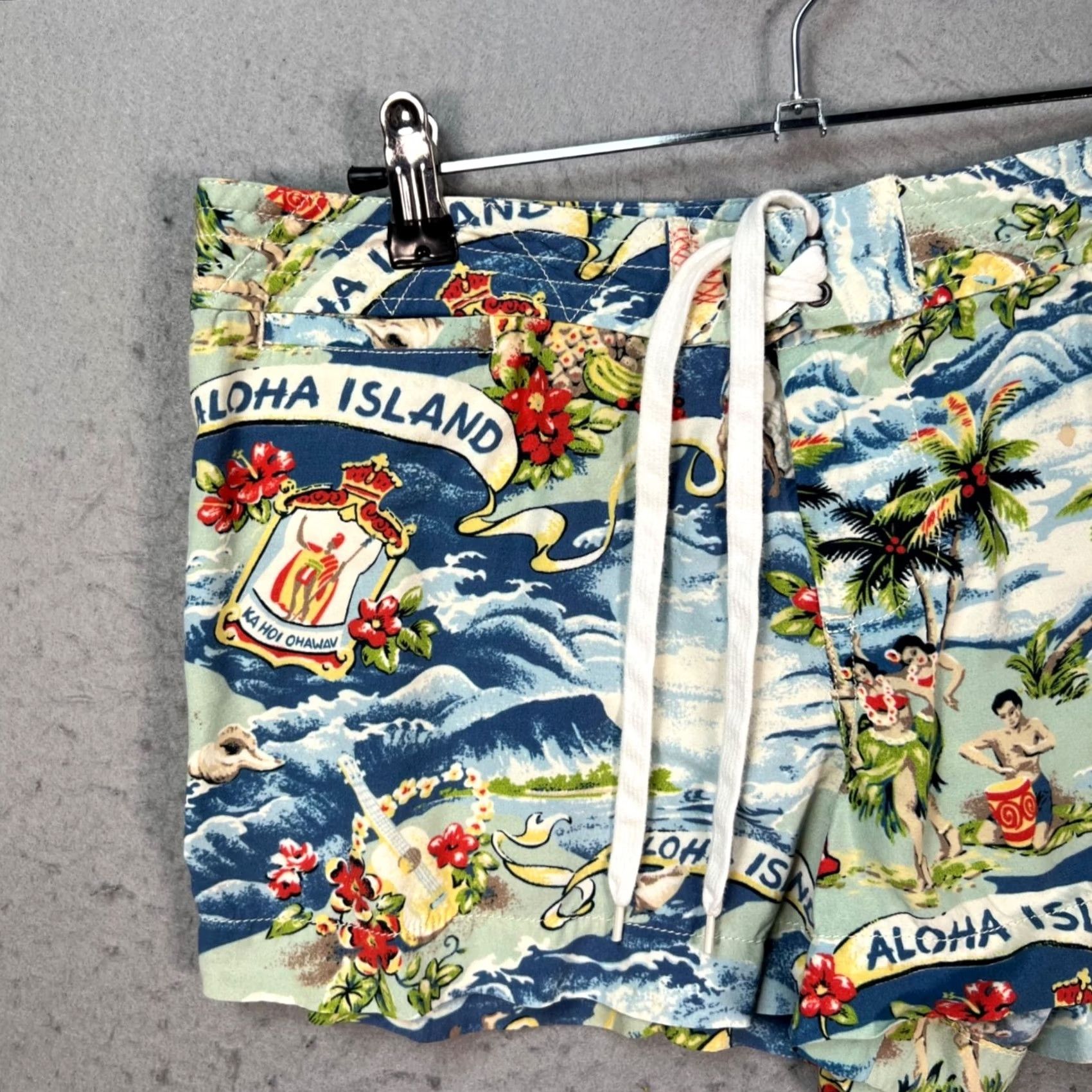 Ralph Lauren Ralph Lauren Rugby Womens 8 Aloha Island Print Shorts Tropical Beach Blue Chino Summer Vintage Womens Size 30" / US 8 / IT 44 - 4 Thumbnail