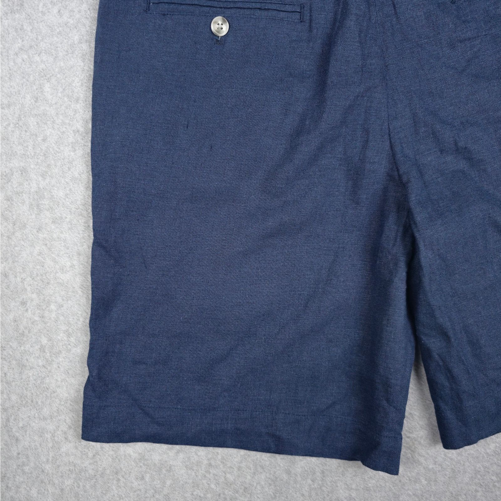 Alan Flusser Alan Flusser 34 Navy Linen Blend Flat Front Chino Shorts Size US 34 / EU 50 - 8 Thumbnail