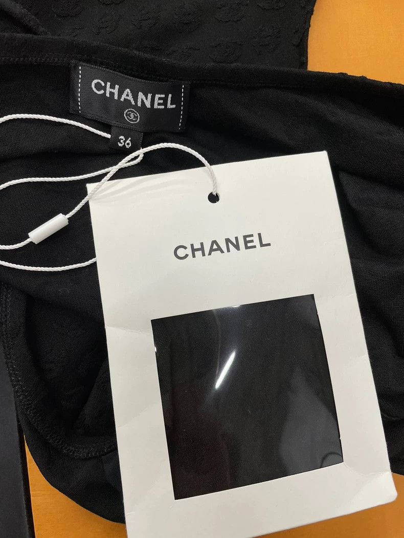 Chanel chanel 24S new black dark pattern logo one-piece swimsuit Size 24" / US 00 / IT 34 - 4 Thumbnail