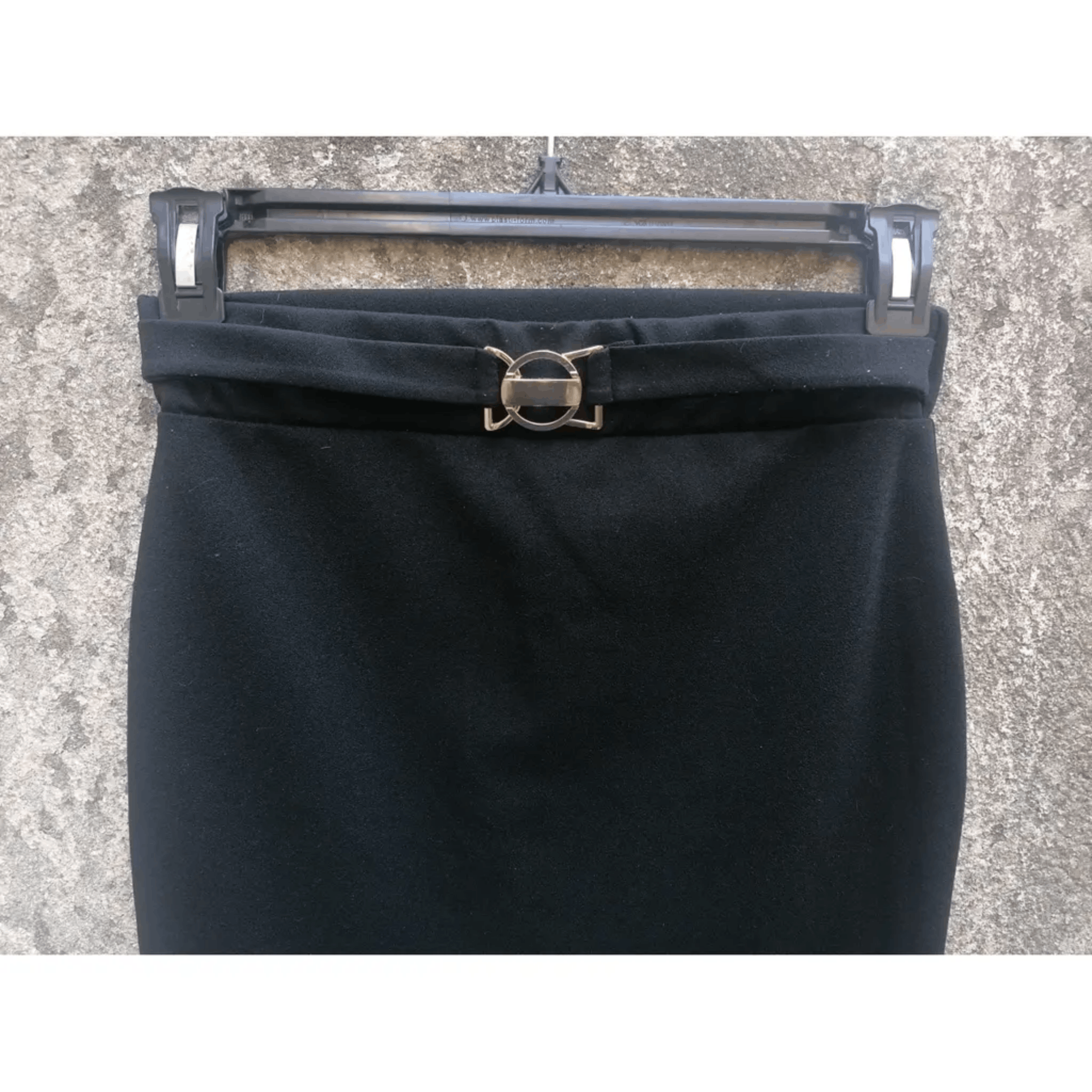 Other Black Mini Skirt with Gold Ring Belt Detail Size 27" / US 4 / IT 40 - 2 Thumbnail