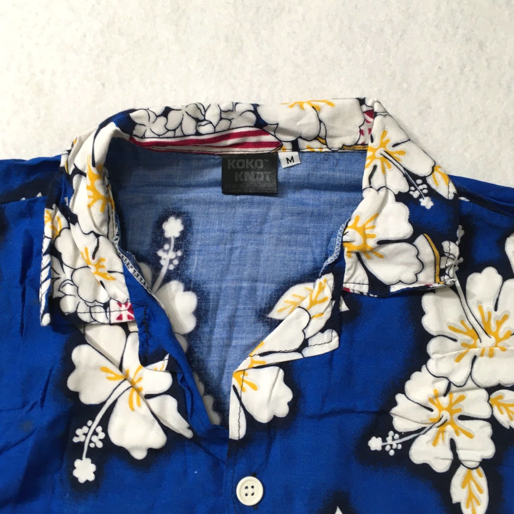 Vintage KOKO Shirt Men Medium Blue Classic Surfer Print Cotton Floral Short Sleeve Button-Up Collared Hawaiian Theme Size US M / EU 48-50 / 2 - 3 Thumbnail