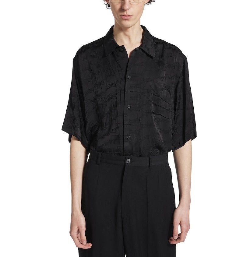 Balenciaga o1srvl11e0526 BB Monogram Minimal Short Sleeve Shirt Black Size US M / EU 48-50 / 2 - 6 Thumbnail