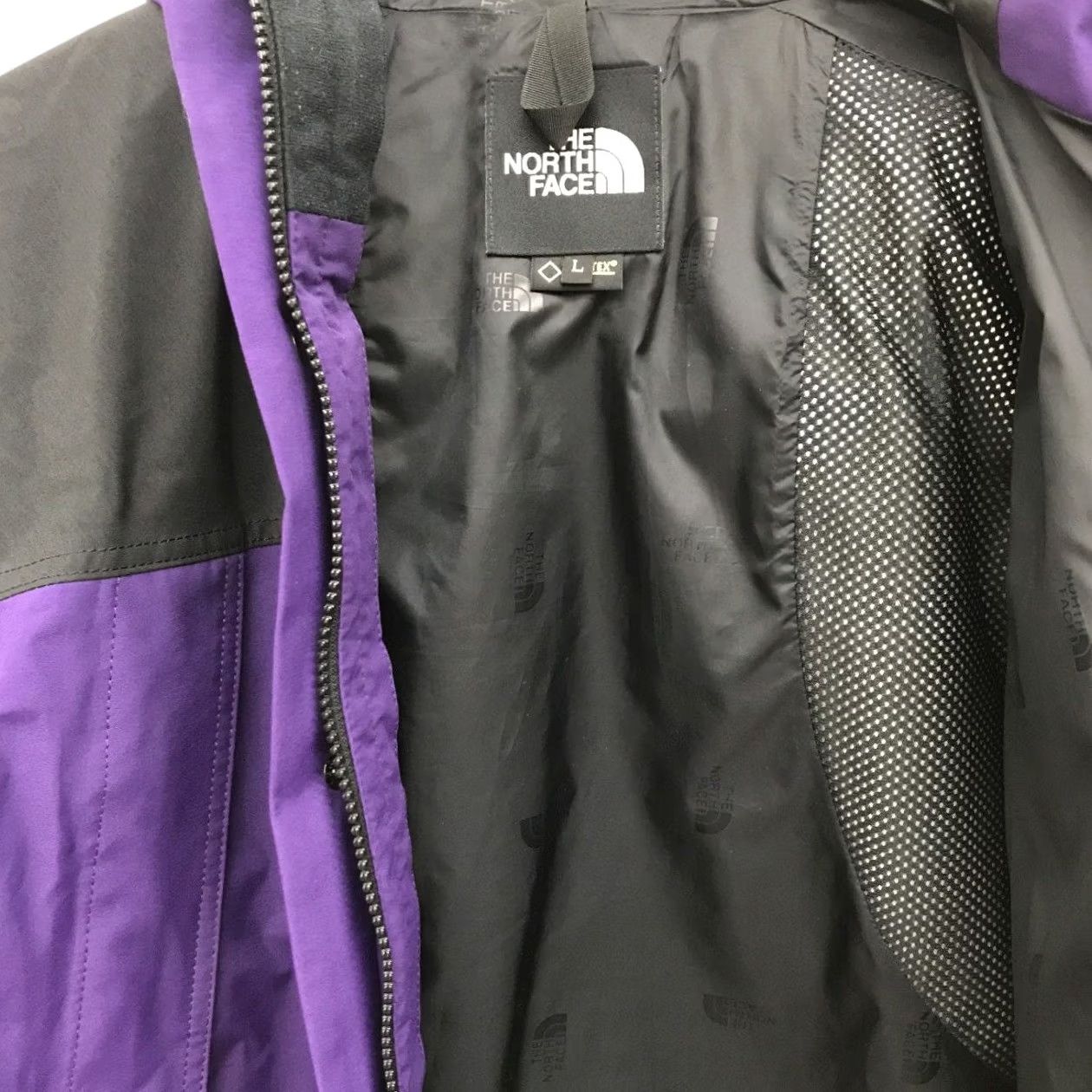 The North Face Purple Label THE NORTH FACE PURPLE LABEL MOUNTAIN LIGHT JACKET GORE-TEX L Purple Men Size US L / EU 52-54 / 3 - 3 Thumbnail