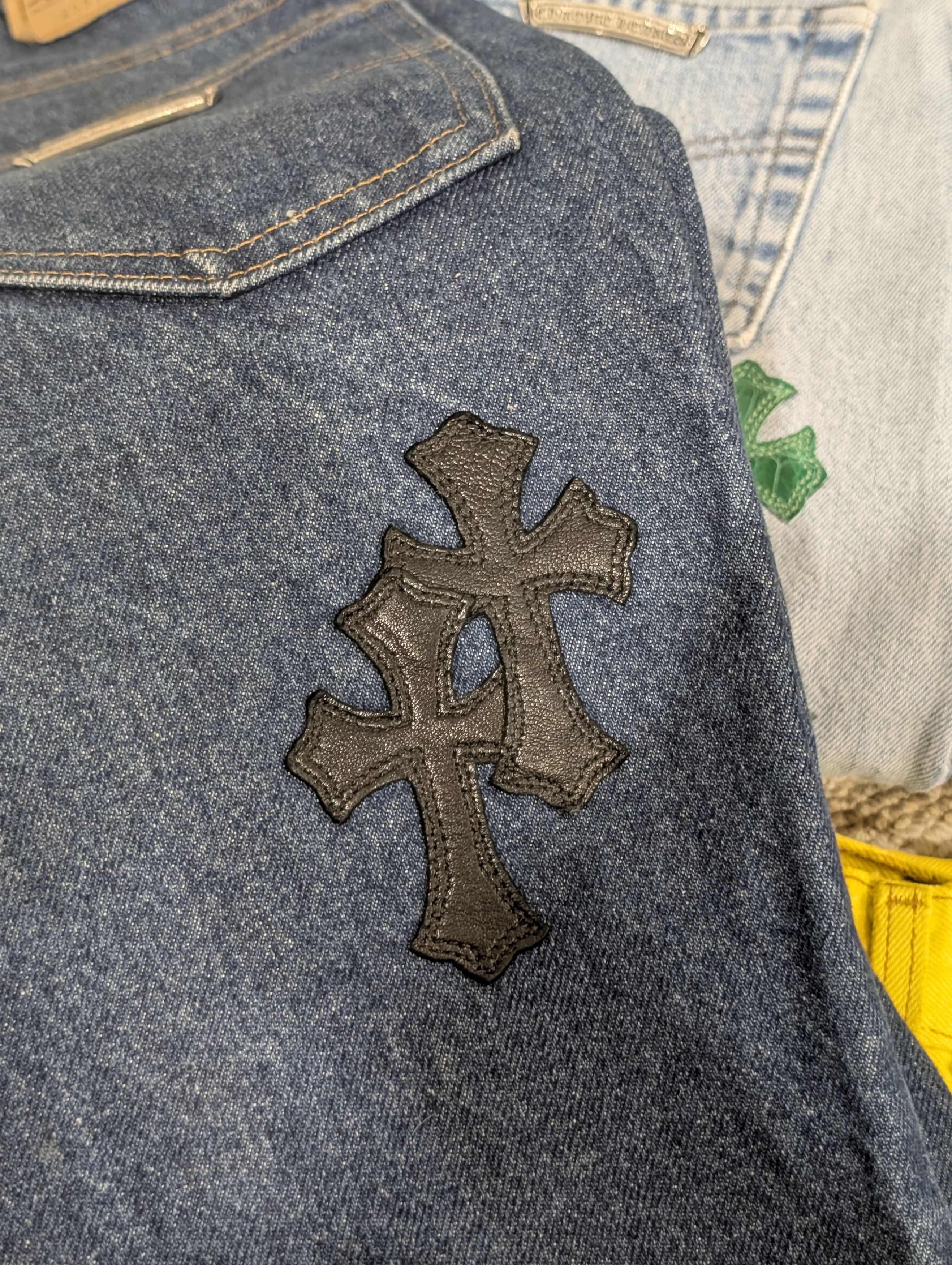 Chrome Hearts Cross Patch Levi's 517 Jeans Size US 34 / EU 50 - 16 Thumbnail