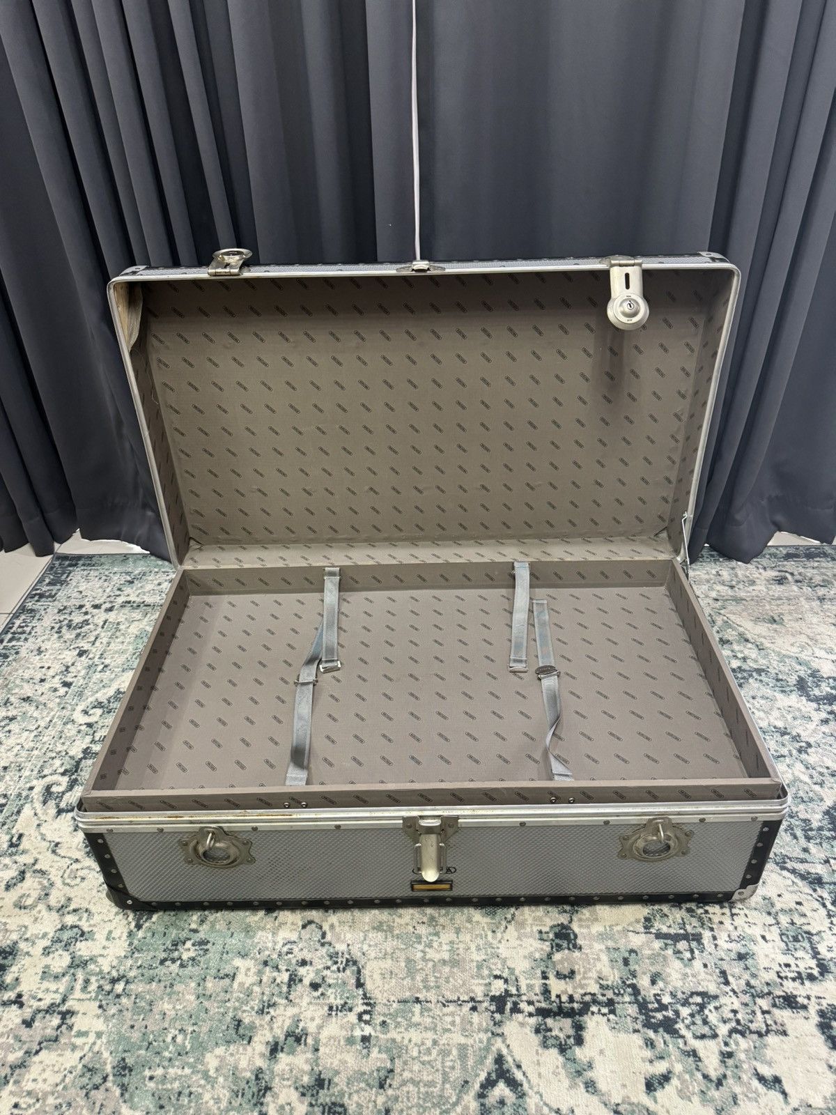 Rimowa 1950s 2 WHEELERS GIGANTIC RIMOWA ALUMINIUM CASE TRAVEL BAG Size ONE SIZE - 3 Thumbnail