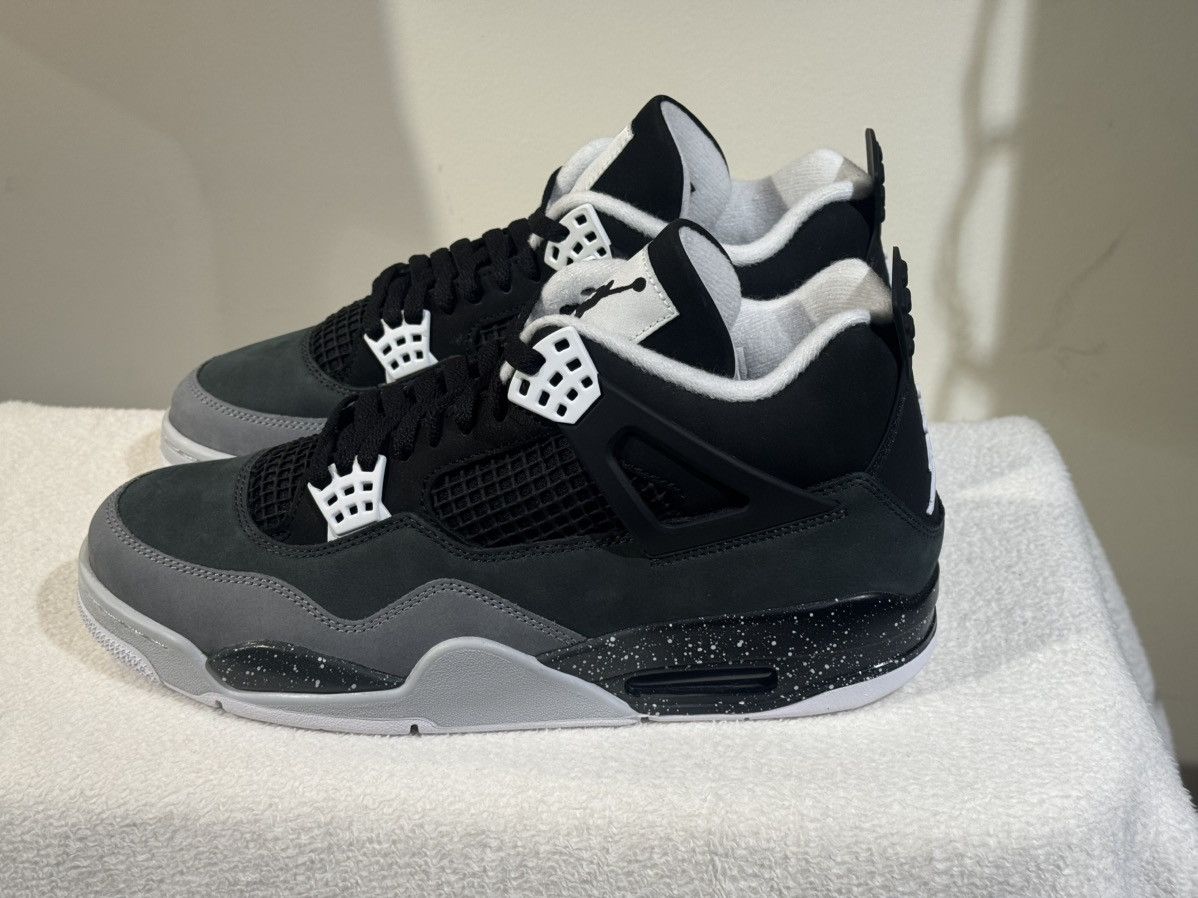 Nike Air Jordan 4 “Fear Pack” 2023 DS – Size 10.5 Size US 10.5 / EU 43-44 - 3 Thumbnail