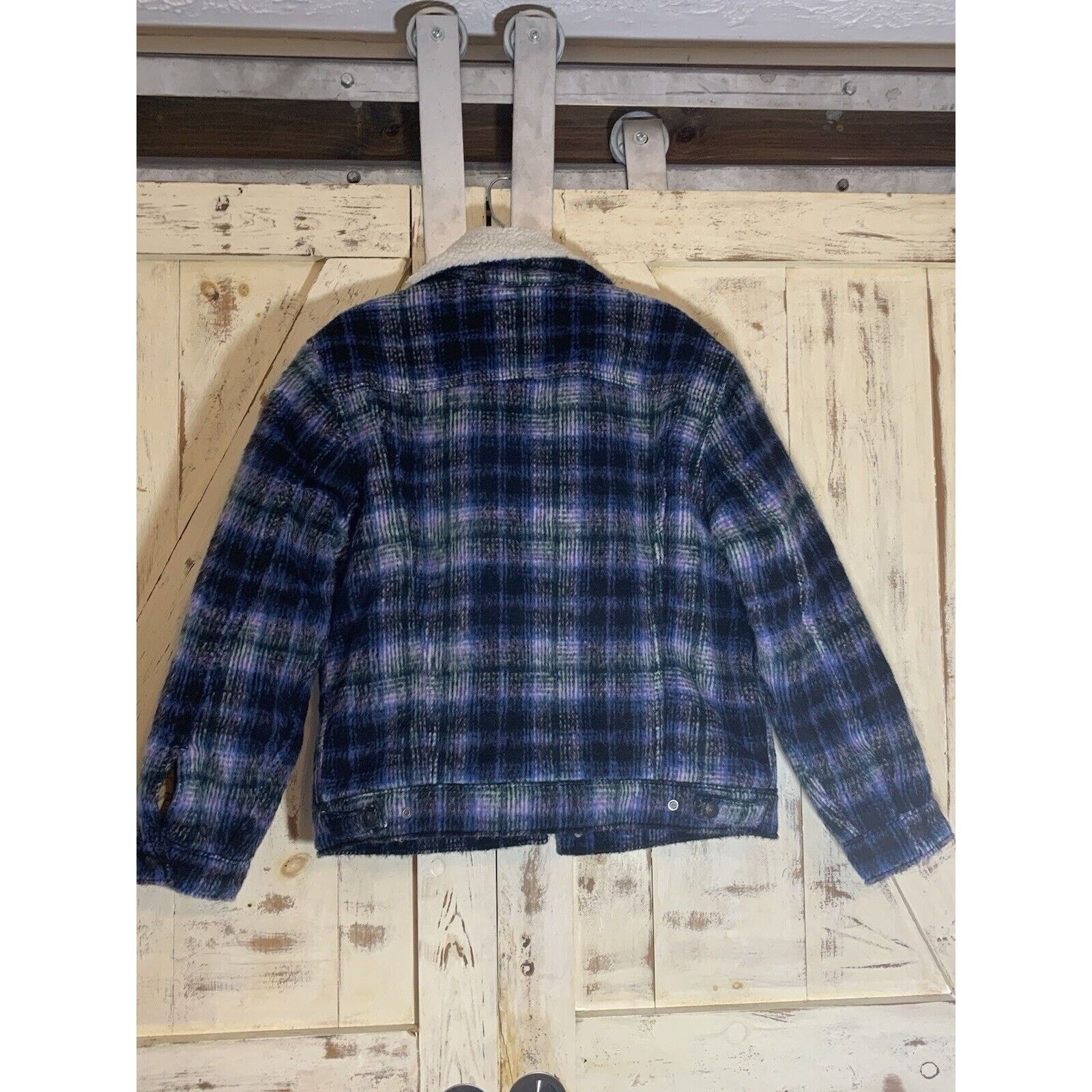 Levi's Levi's Sherpa Trucker Men's Jacket, Vintage - Size S - NWT Size US S / EU 44-46 / 1 - 19 Thumbnail