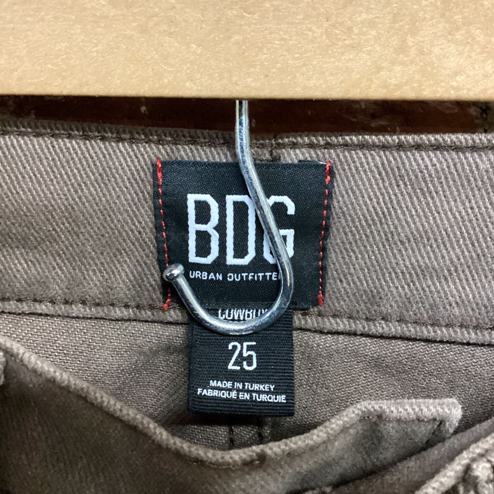 Urban Outfitters BDG Urban Outfitters Womens Brown Beige Cowboy Pants Size 25 Regular Inseam 28 Cotton Patch Style Mens Womens Girls Size 42" / US 20 - 3 Thumbnail