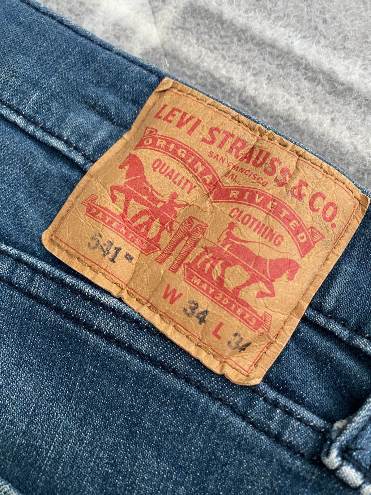 Levi's Levi’s 541 Slim Straight Jean Size US 34 / EU 50 - 8 Thumbnail