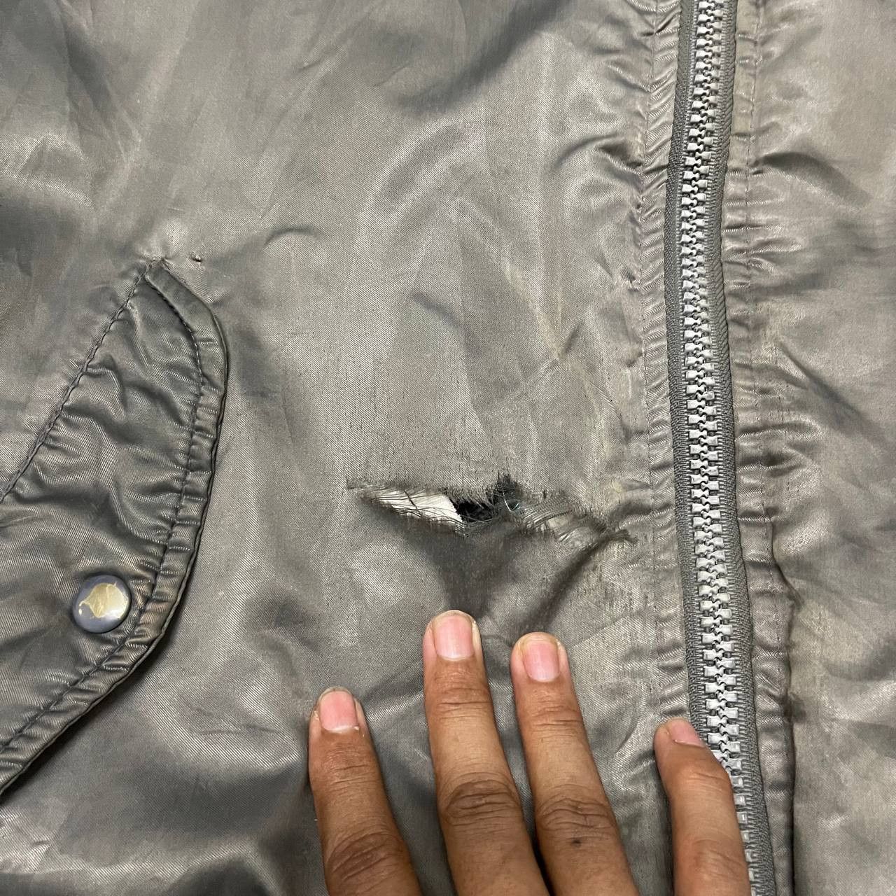 Vintage Vintage Fighting Falcon F16 Flying Military Bomber Jacket Size US M / EU 48-50 / 2 - 7 Thumbnail