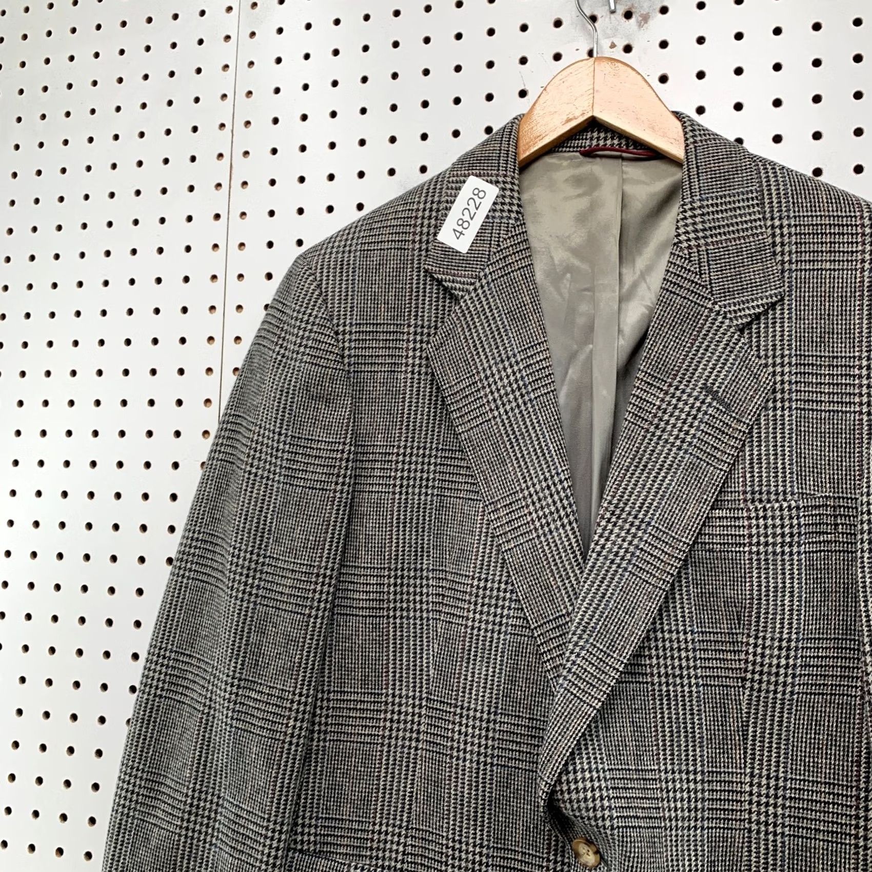 Hart Schaffner Marx Hart Schaffner Marx Blazer Men 36 Herringbone Gray Tweed Wool 2 Piece 90s Vintage Size 36R - 7 Thumbnail