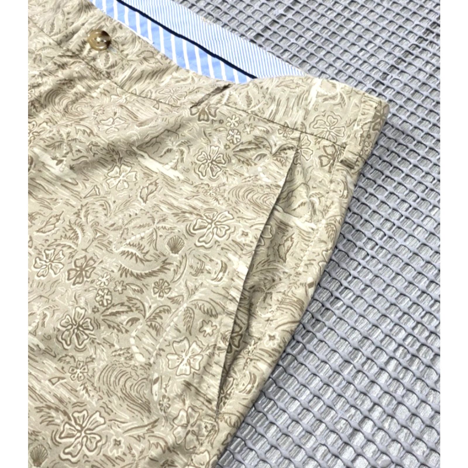 Peter Millar Peter Millar Poplin Shorts Mens 34 Brown Floral Golf Flat Front Chino Paisley Size US 34 / EU 50 - 5 Thumbnail