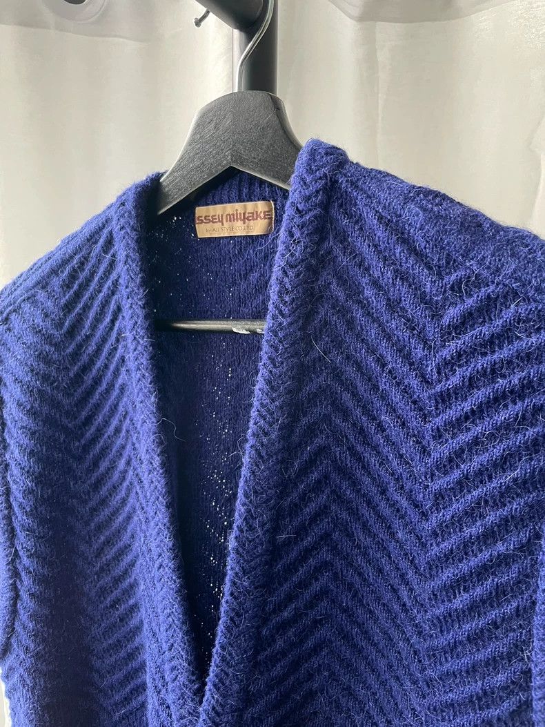 Issey Miyake Issey Miyake size os Blue-and-purple blended sweater vest Size US M / EU 48-50 / 2 - 3 Thumbnail