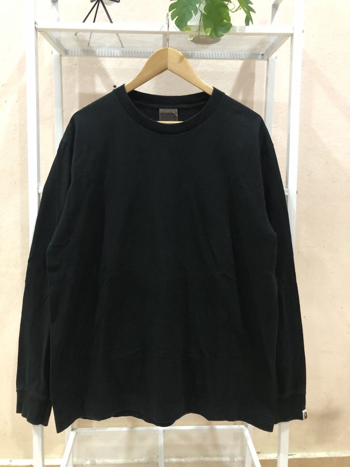Bape OG 2005 A Bathing Ape Employee Exclusive Plain Tshirts Size US XL / EU 56 / 4 - 1 Thumbnail