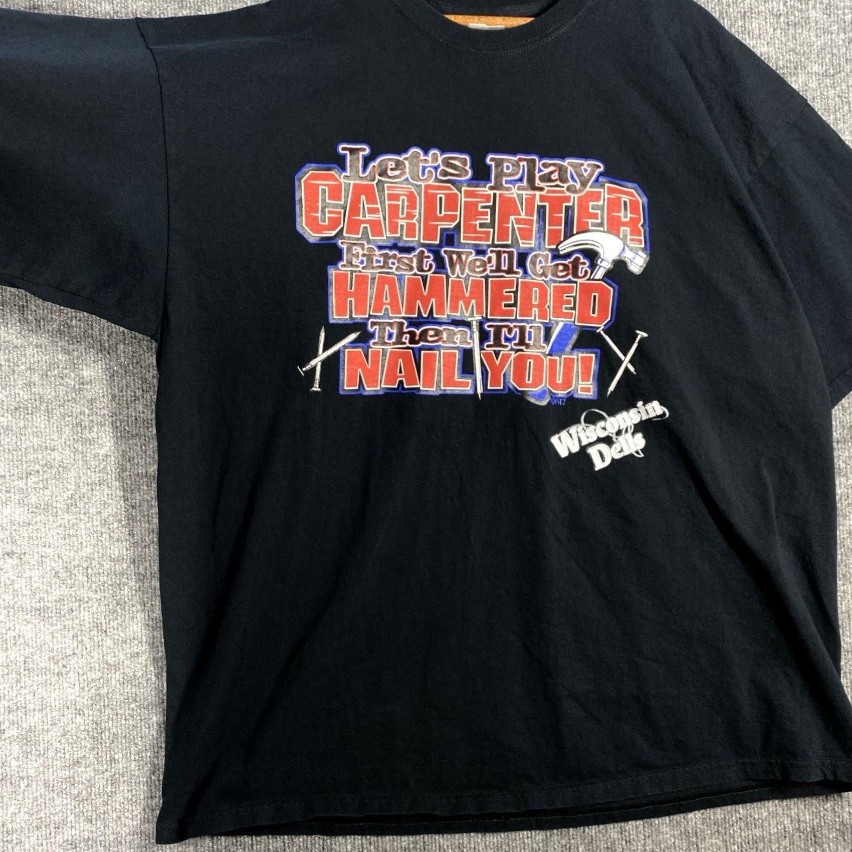 Gildan VINTAGE Wisconsin Dells Lets Play Carpenter T Shirt 2XL Black Naughty Lets Play Carpenter Mens T-Shirt Size US XXL / EU 58 / 5 - 3 Thumbnail