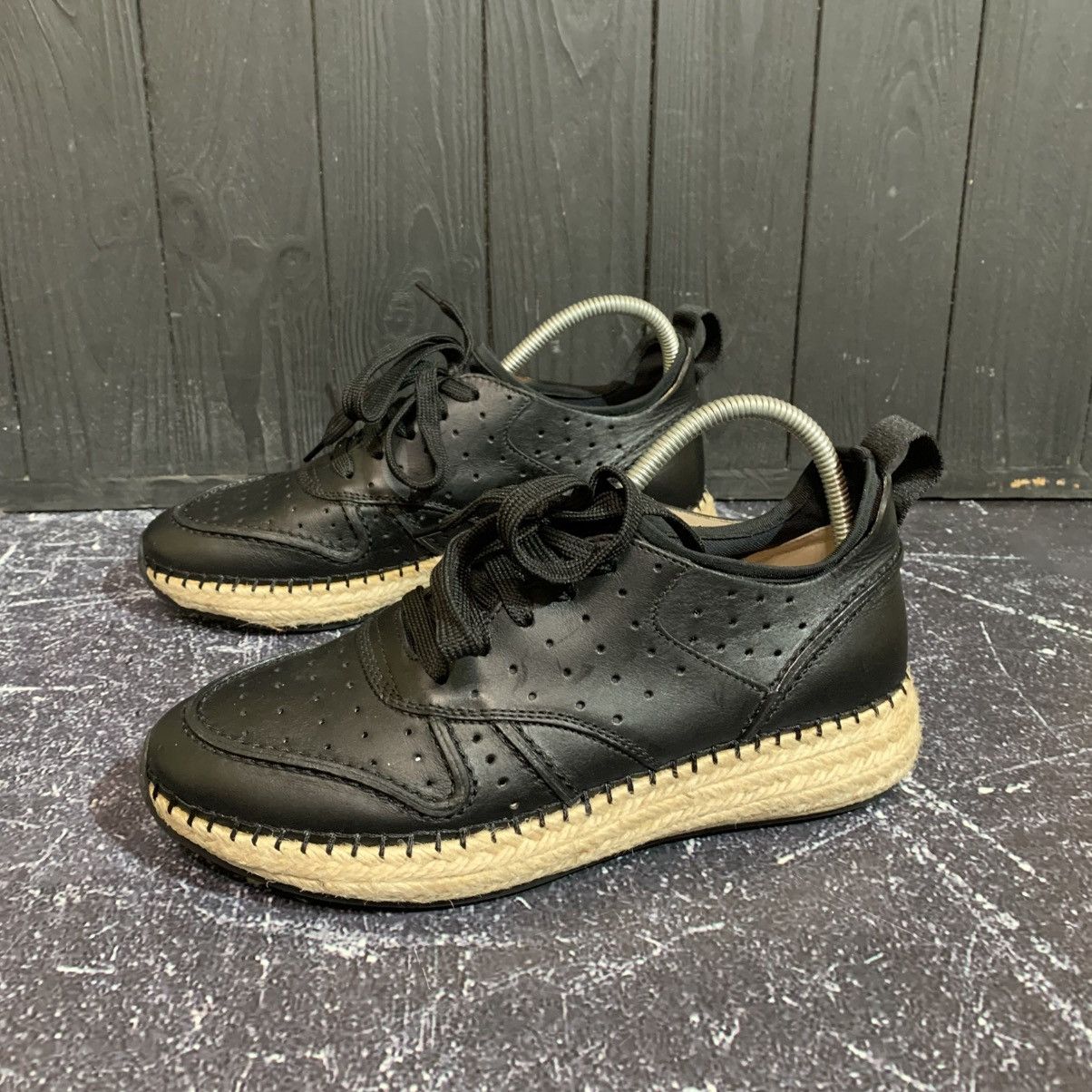 Tod's Tod’s Black Leather Sneakers With Rope Heel Size 36.5 Size US 6.5 / IT 36.5 - 5 Thumbnail