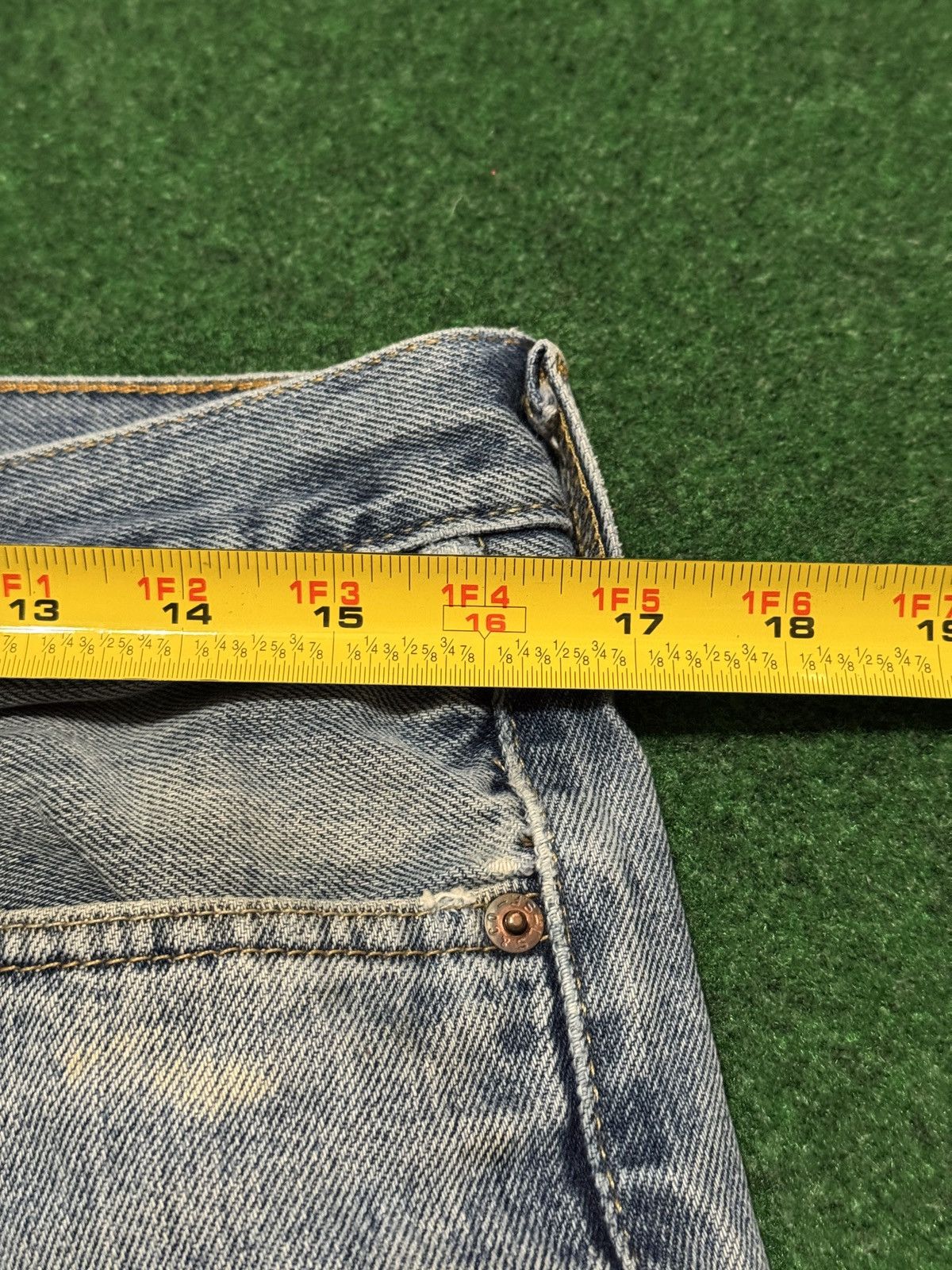 Levi's Y2K Levi Cutoff Jorts Regular Fit Grunge Skater Denim Shorts Size US 33 - 5 Thumbnail