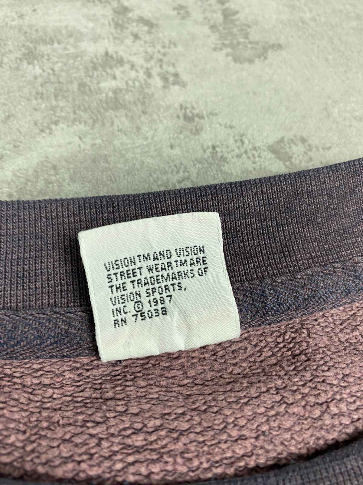 Vision Streetwear Vintage 1982 Vision Street Wear Big Logo Hoodie Size US M / EU 48-50 / 2 - 6 Thumbnail