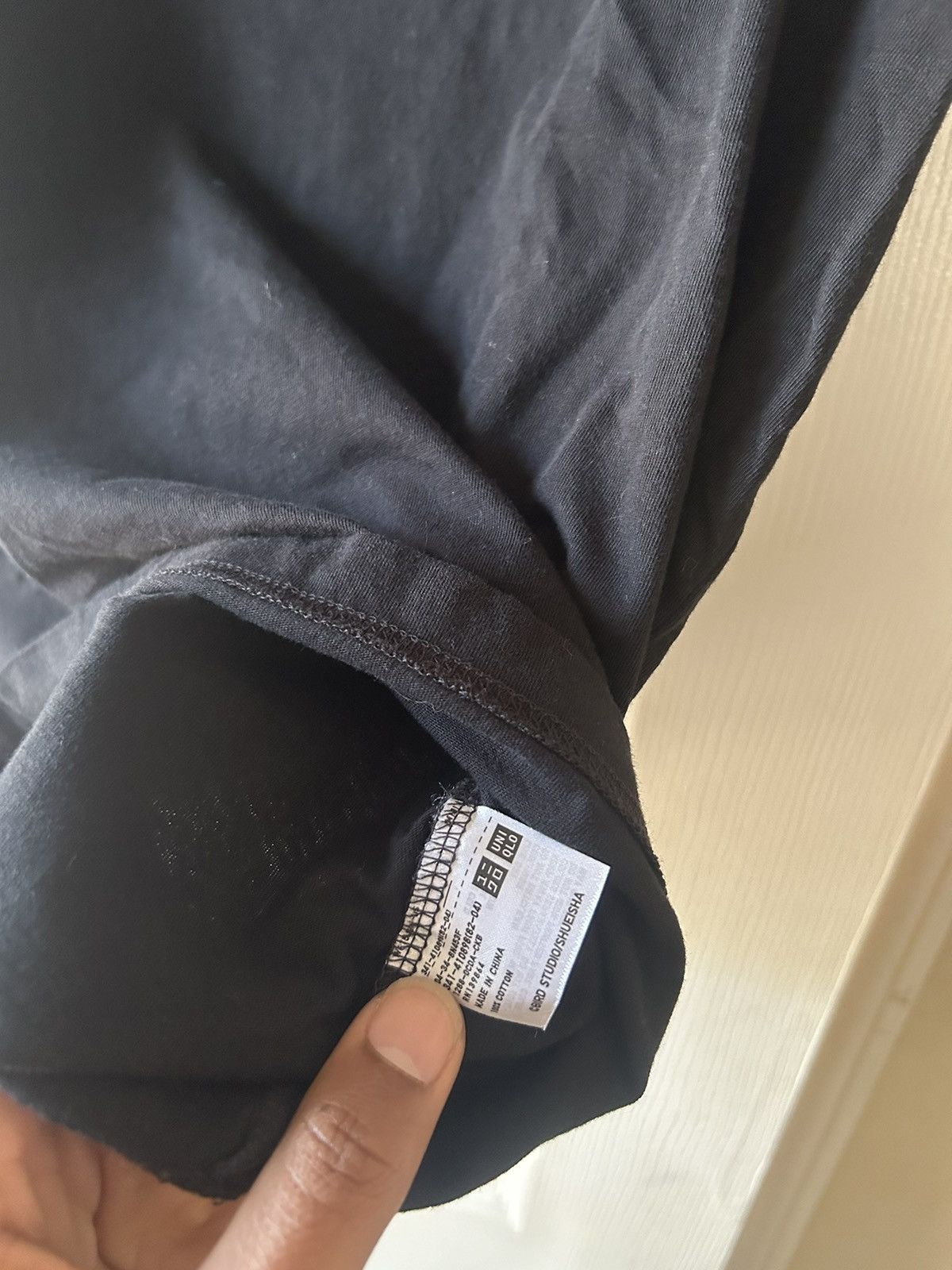 Uniqlo Uniqlo x Dragon Ball Z Size US S / EU 44-46 / 1 - 4 Thumbnail