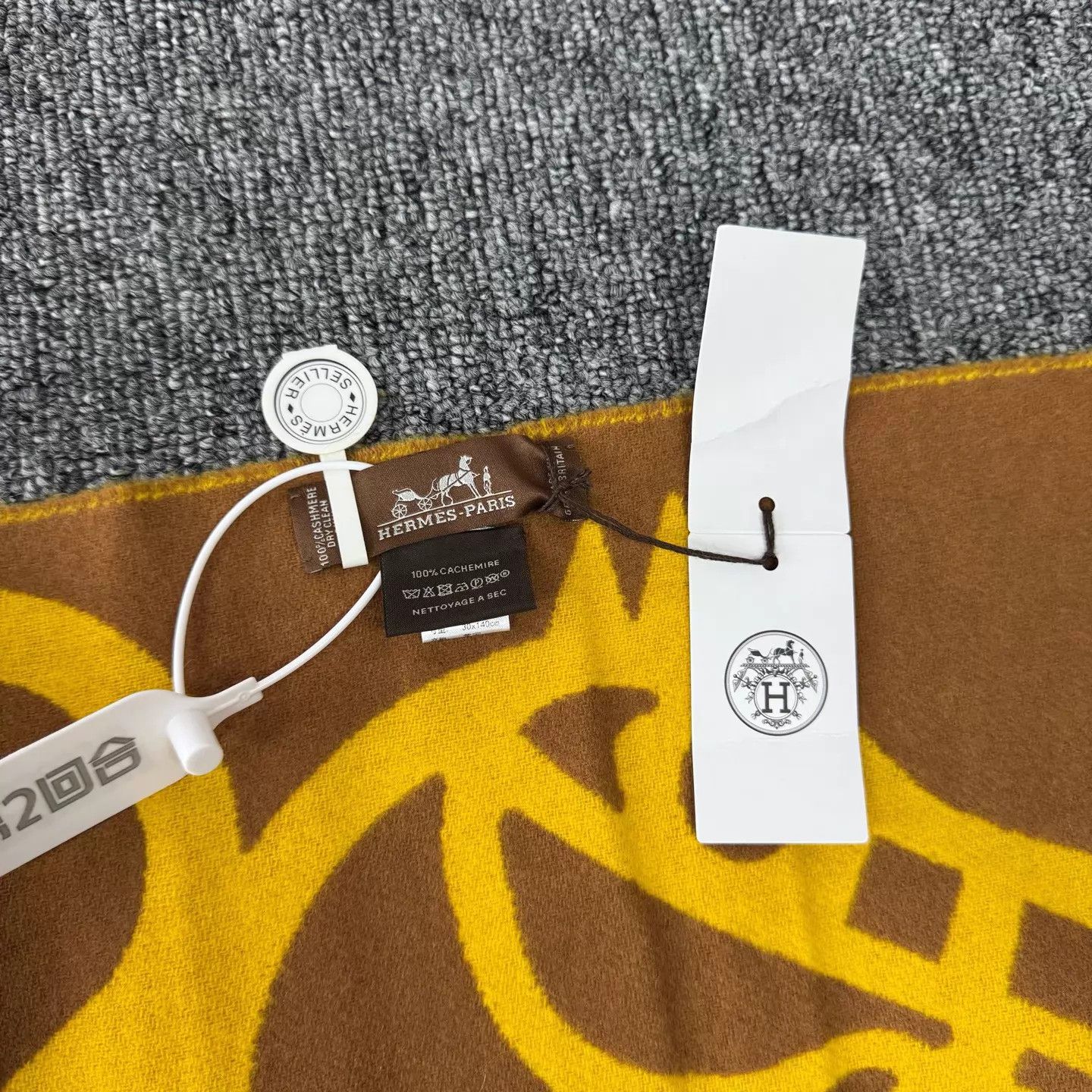 Hermes Hermes Ring & Tassel Scarf Yellow-Caramel Cashmere Size ONE SIZE - 4 Thumbnail