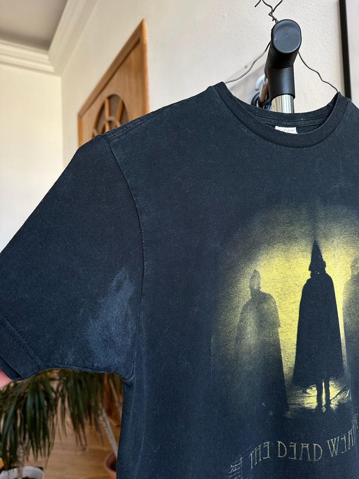 Band Tees × Vintage The Dead Weather All Over Print Band Tshirt Size US L / EU 52-54 / 3 - 10 Thumbnail