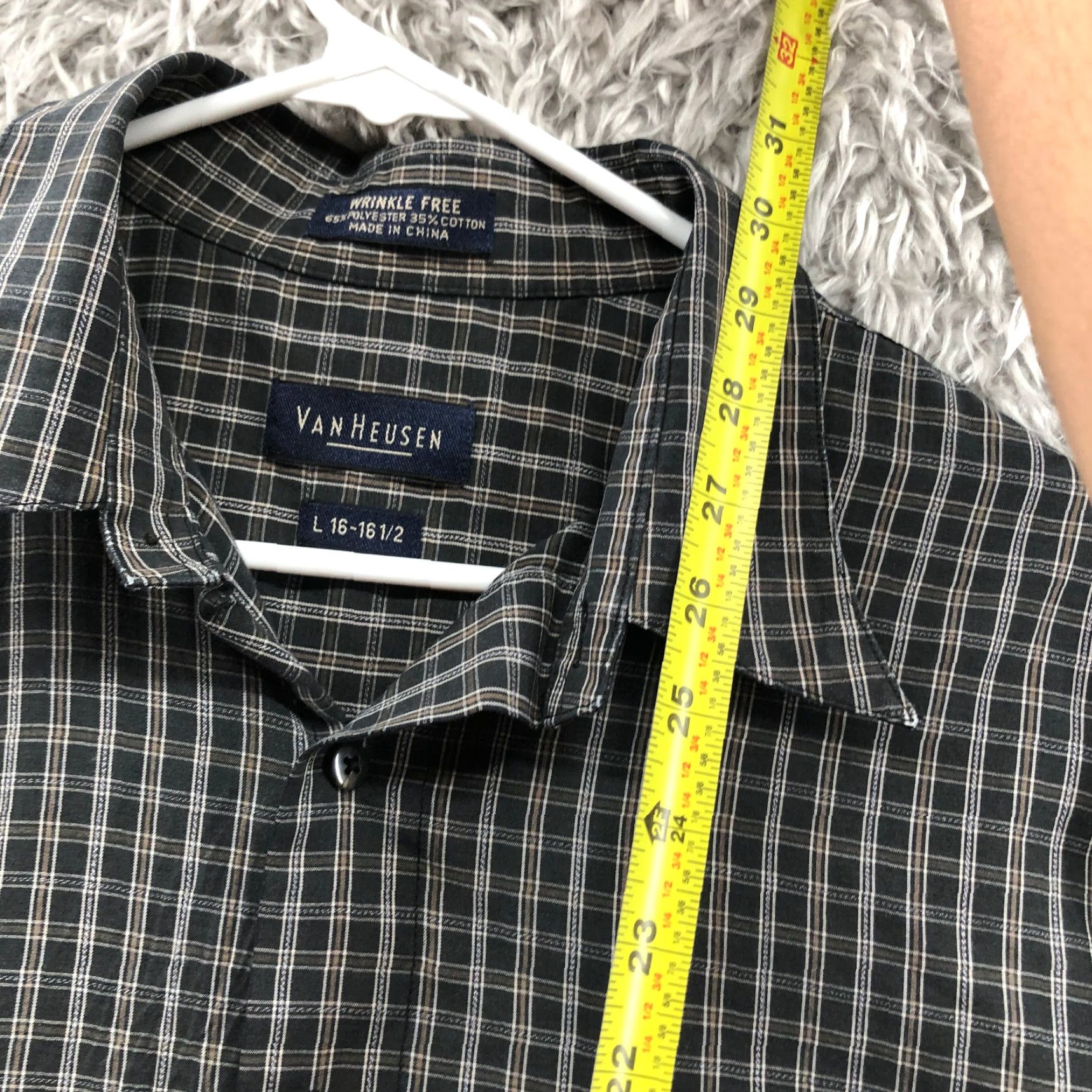Van Heusen Van Heusen Shirt Mens Size L Black Plaid Long Sleeve Spread Collar Size US L / EU 52-54 / 3 - 6 Thumbnail