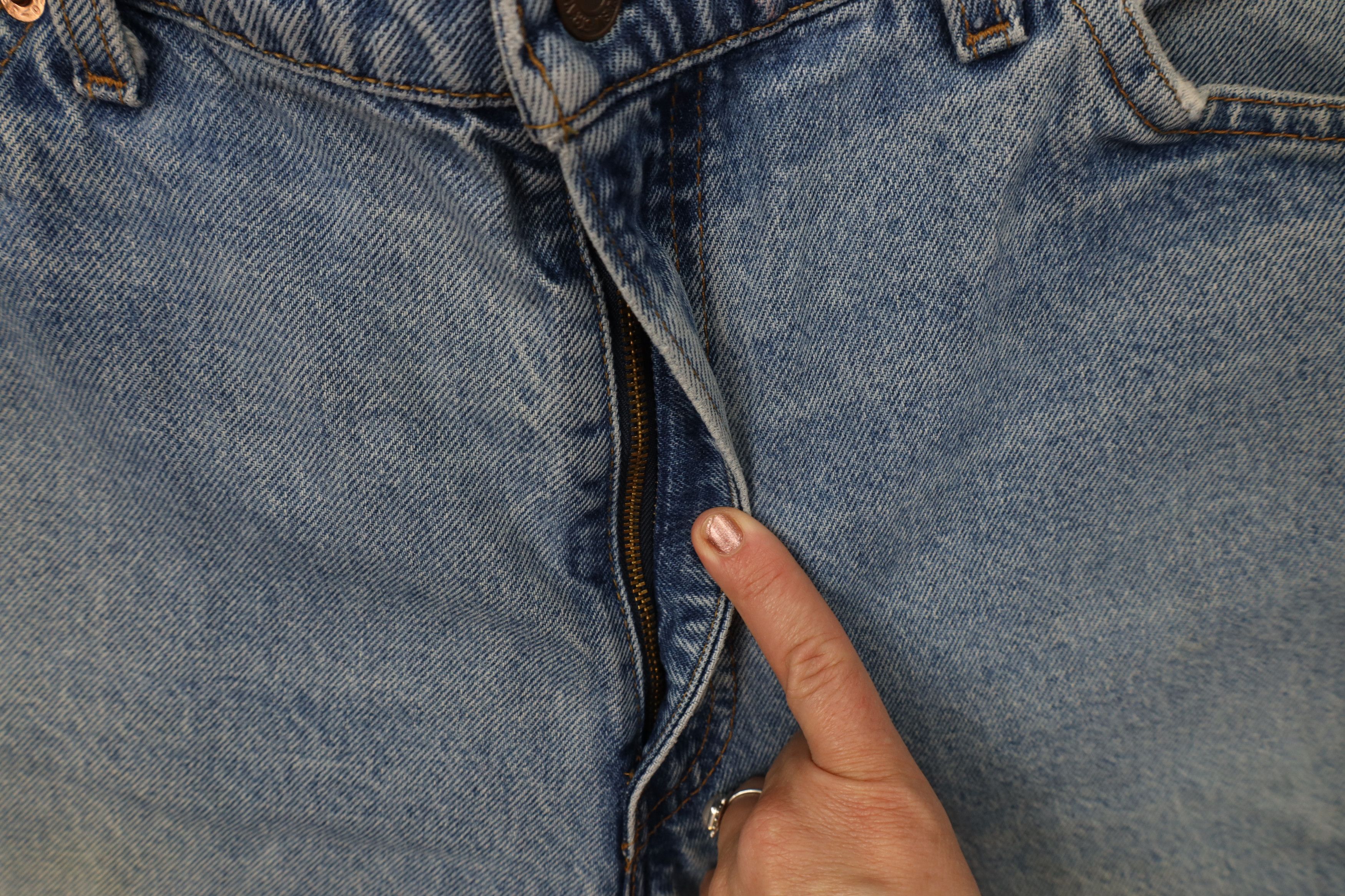 Levi's Vintage 90s Levis 560 Orange Tab Tapered Leg Jeans USA Size US 36 / EU 52 - 8 Thumbnail